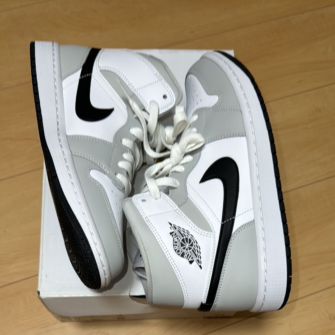 Nike Women's Air Jordan 1 Mid "Grey Fog/White/Black"