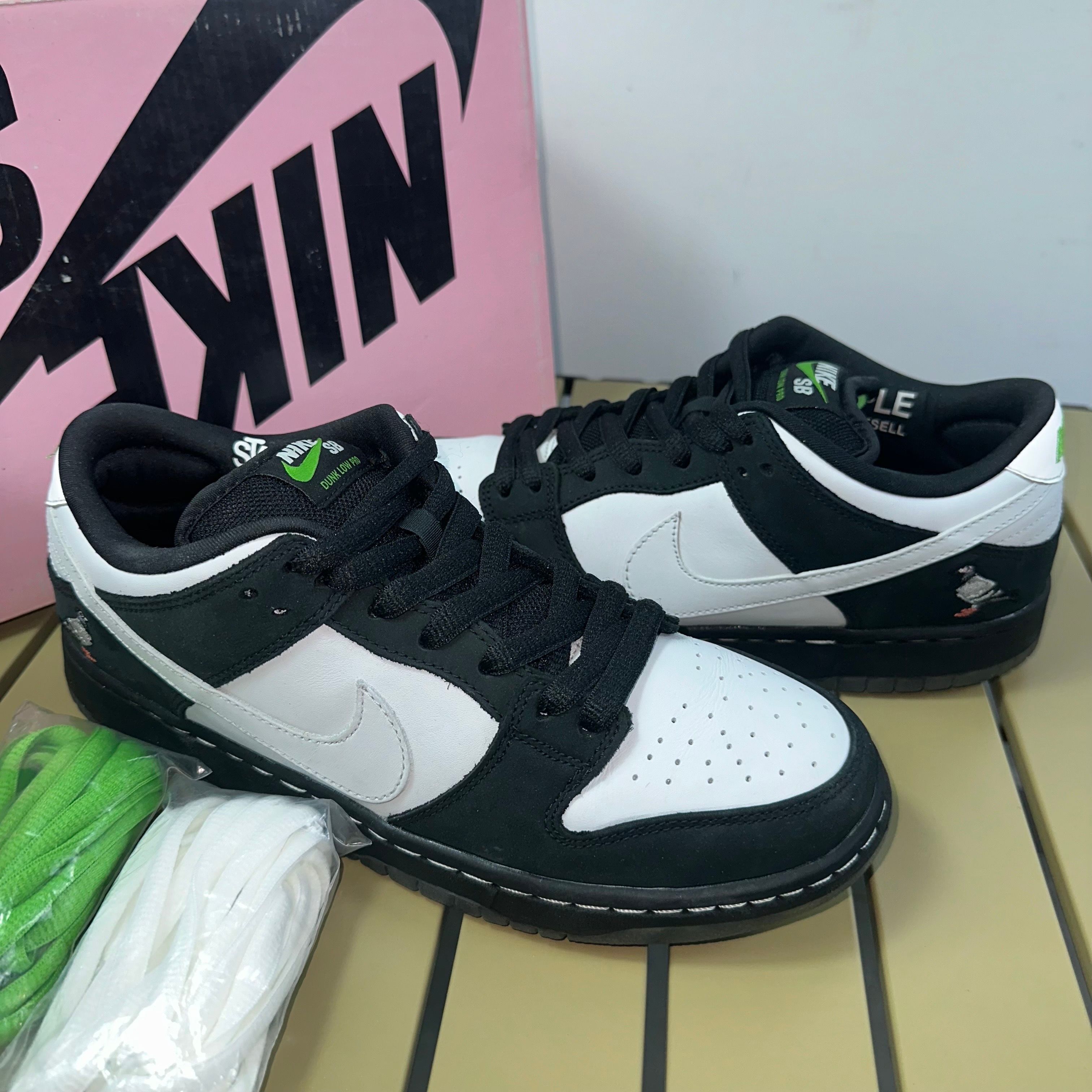 STAPLE × Nike SB Dunk Low "Pigeon Black/White"