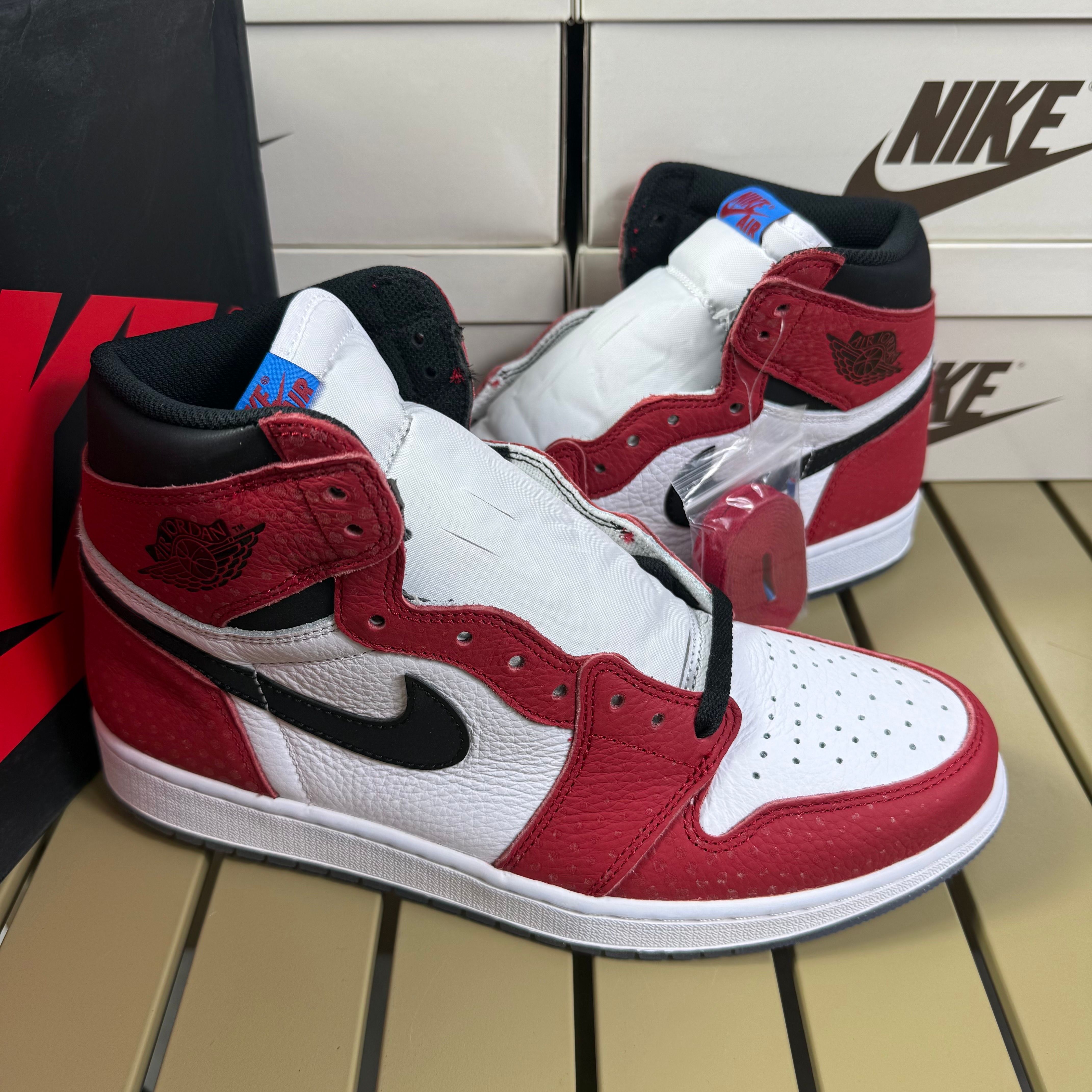 Spiderman × Nike Air Jordan 1 Origin Story "Gym Red/White/Photo Blue/Black"