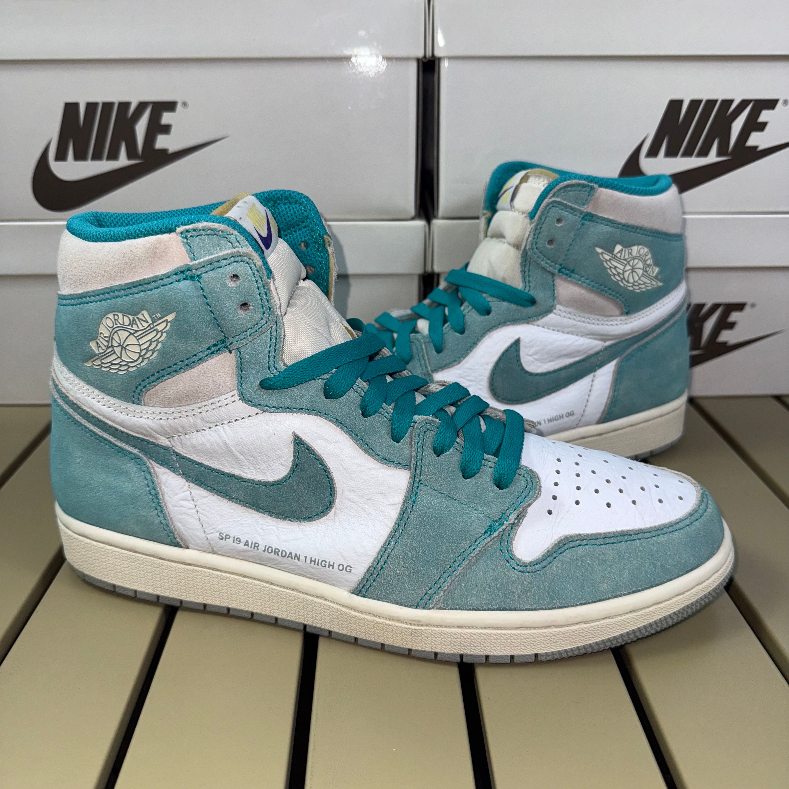 Nike Air Jordan 1 Retro High OG "Turbo Green"