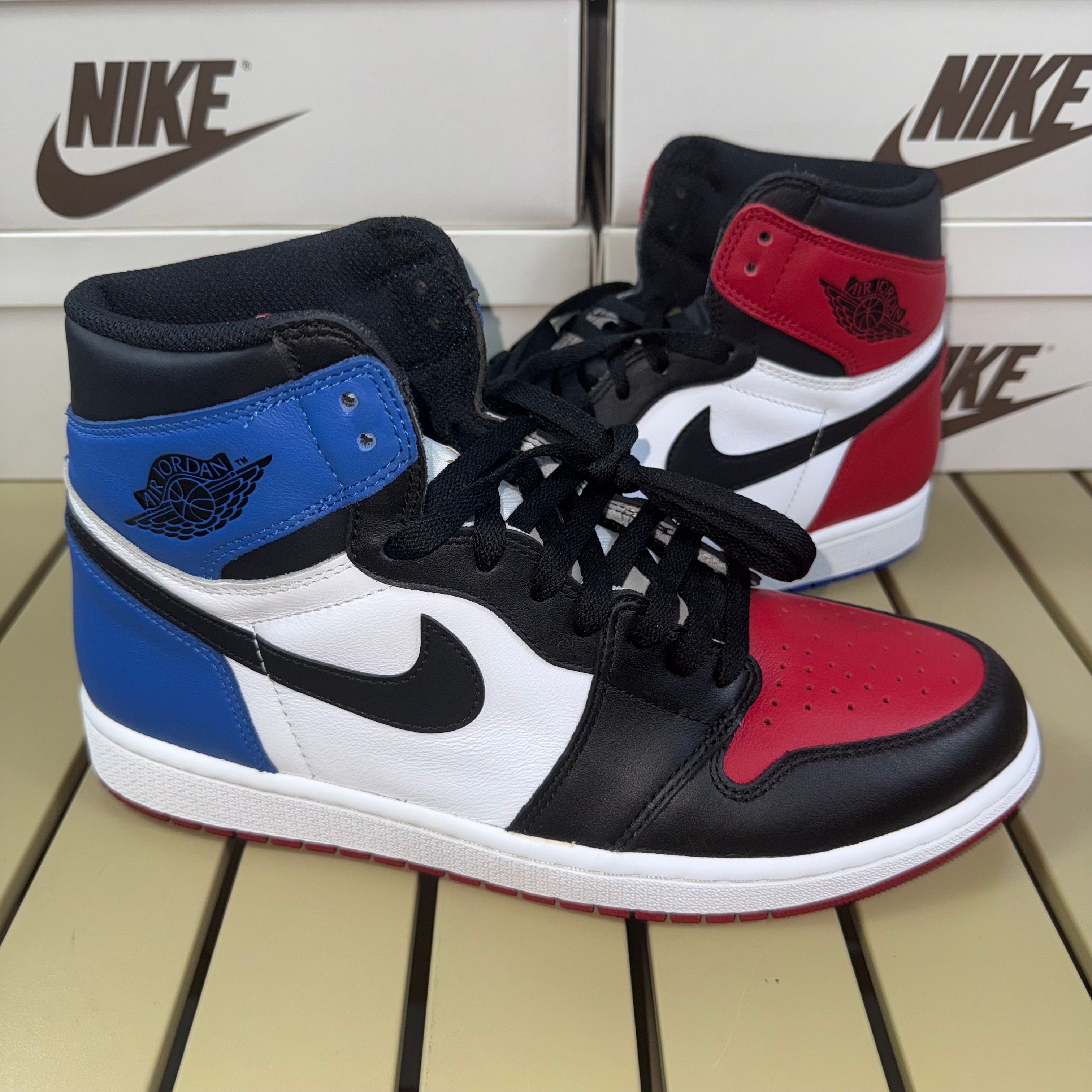 Nike Air Jordan 1 Retro High "Top 3"