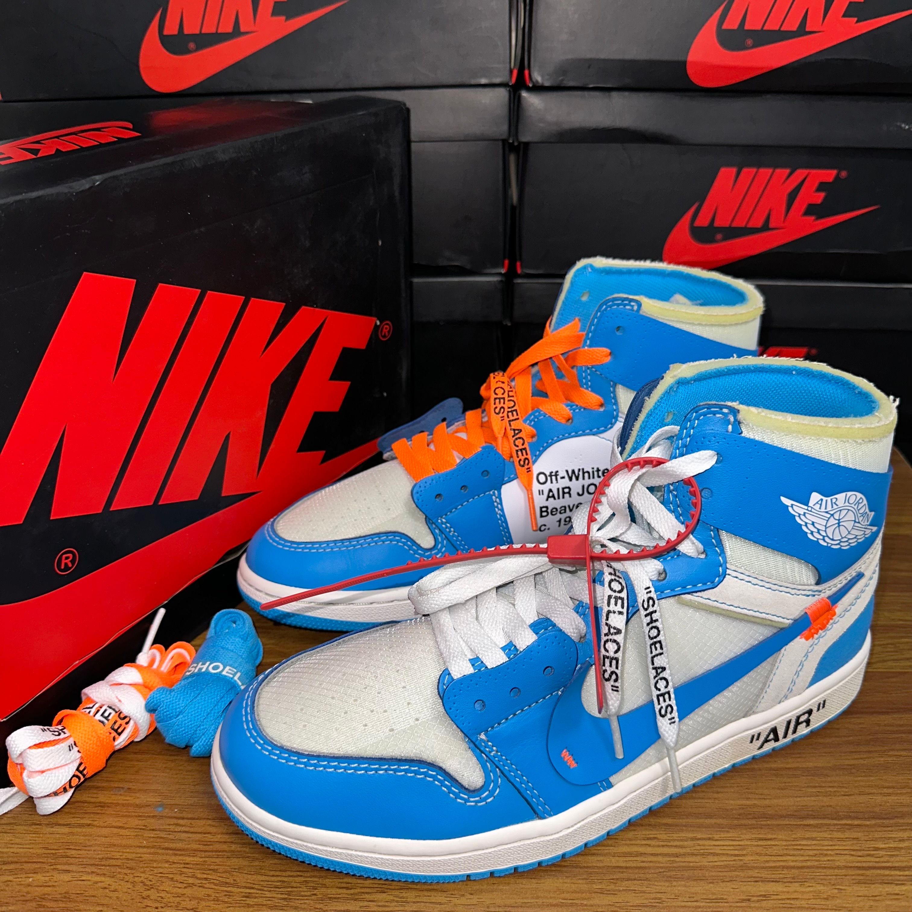 Off-White × Nike Air Jordan 1 High UNC "White/Dark Powder Blue"