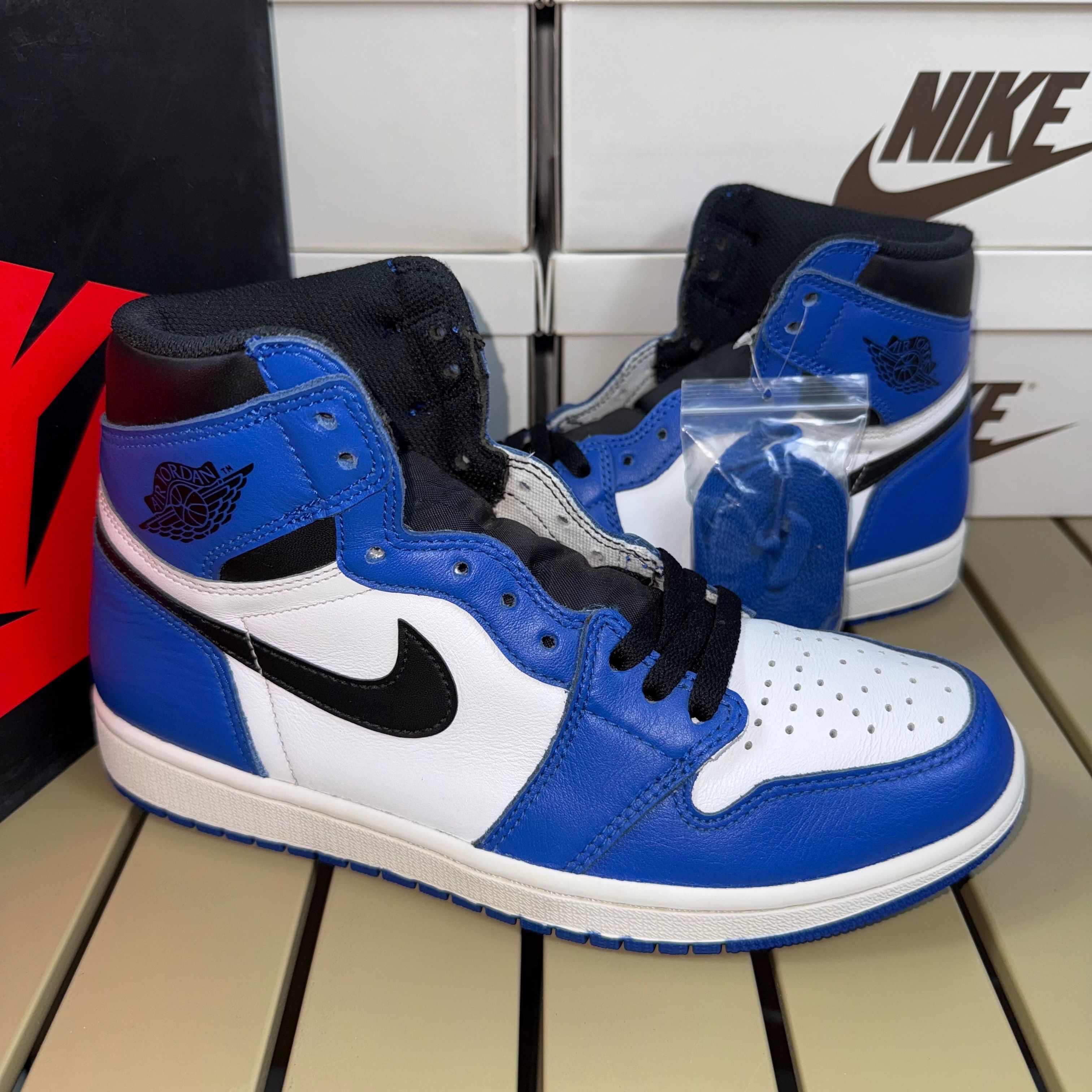 Nike Air Jordan 1 Retro High OG "Game Royal"