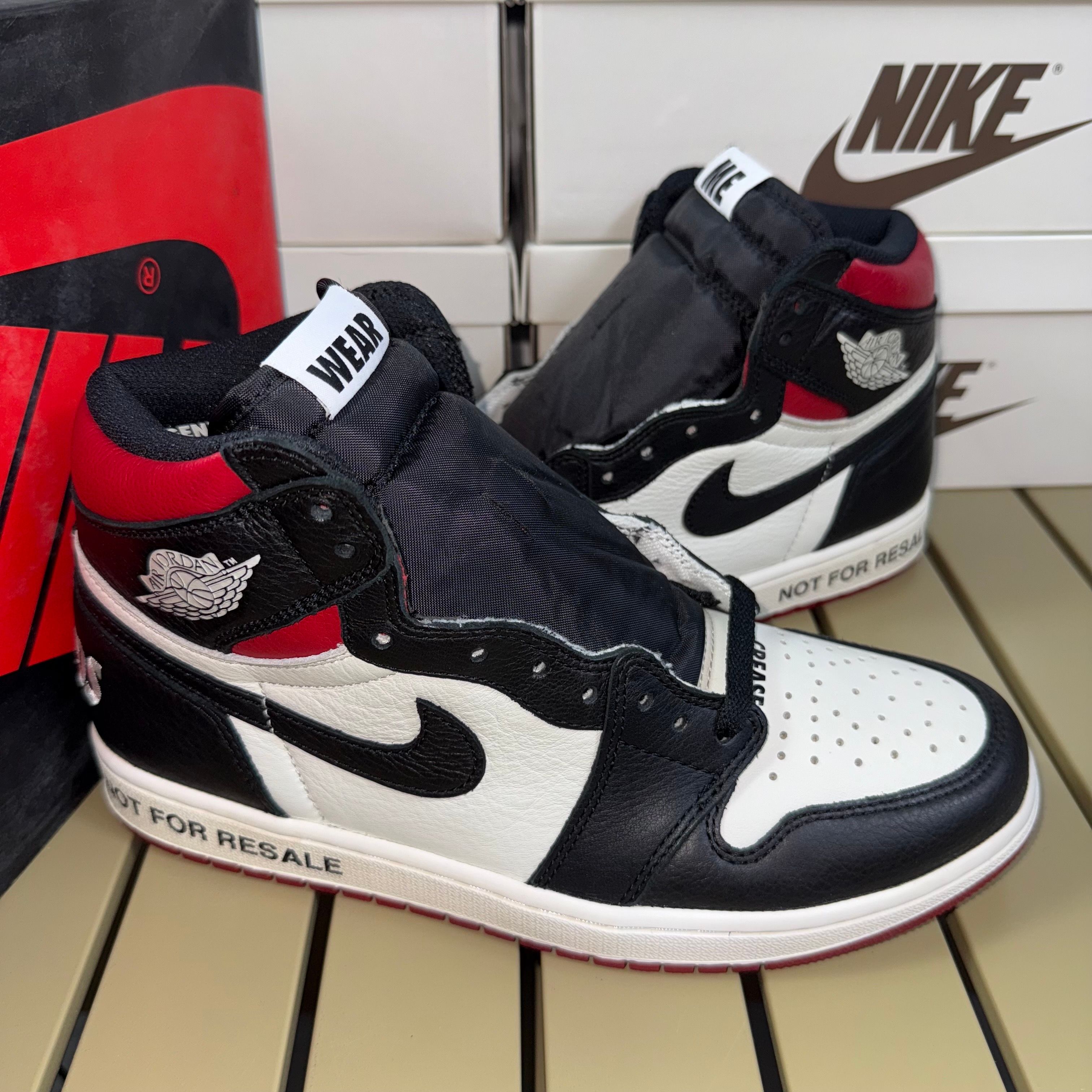Nike Air Jordan 1 Retro High OG "Not For Resale"
