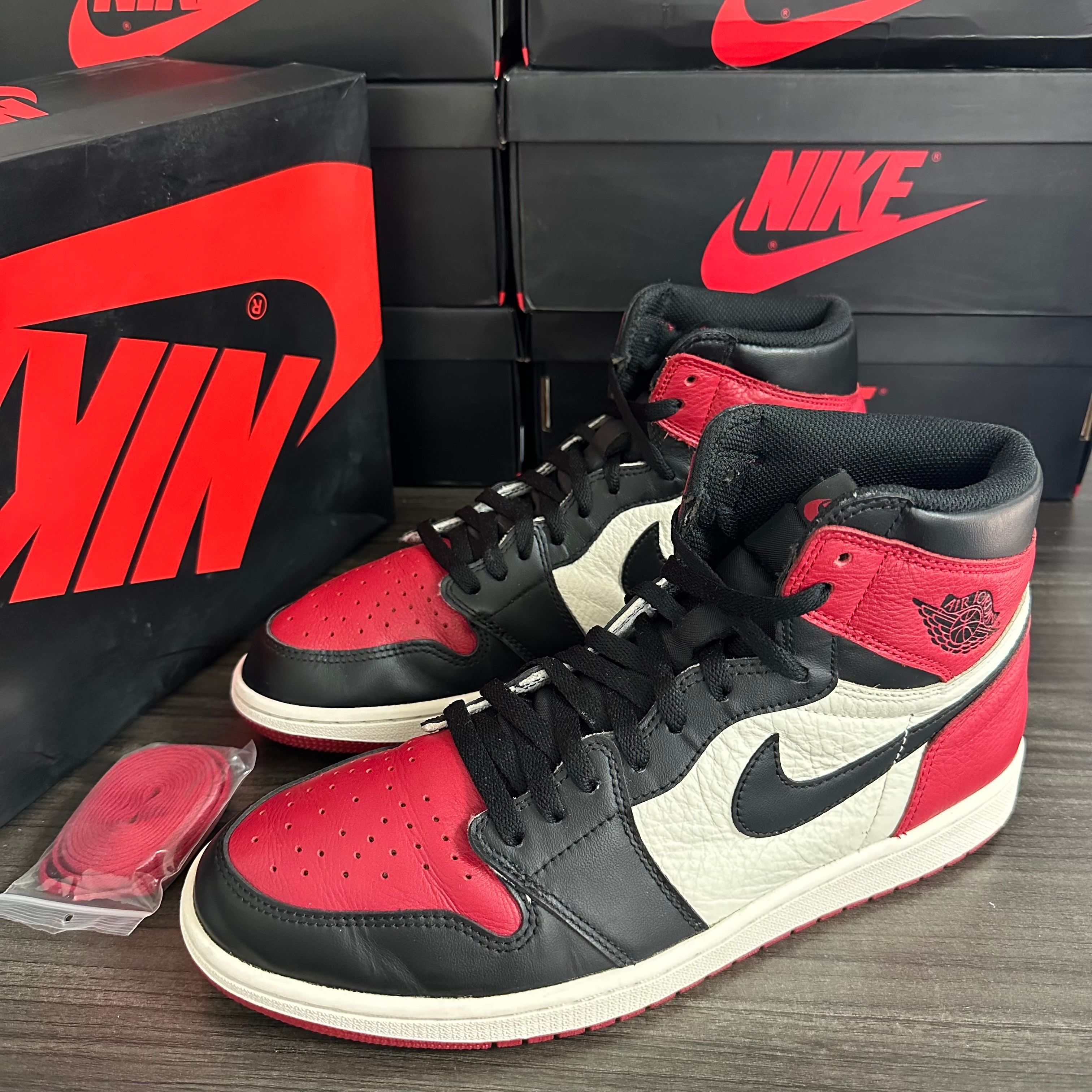 Nike Air Jordan 1 Retro High OG "Bred Toe"