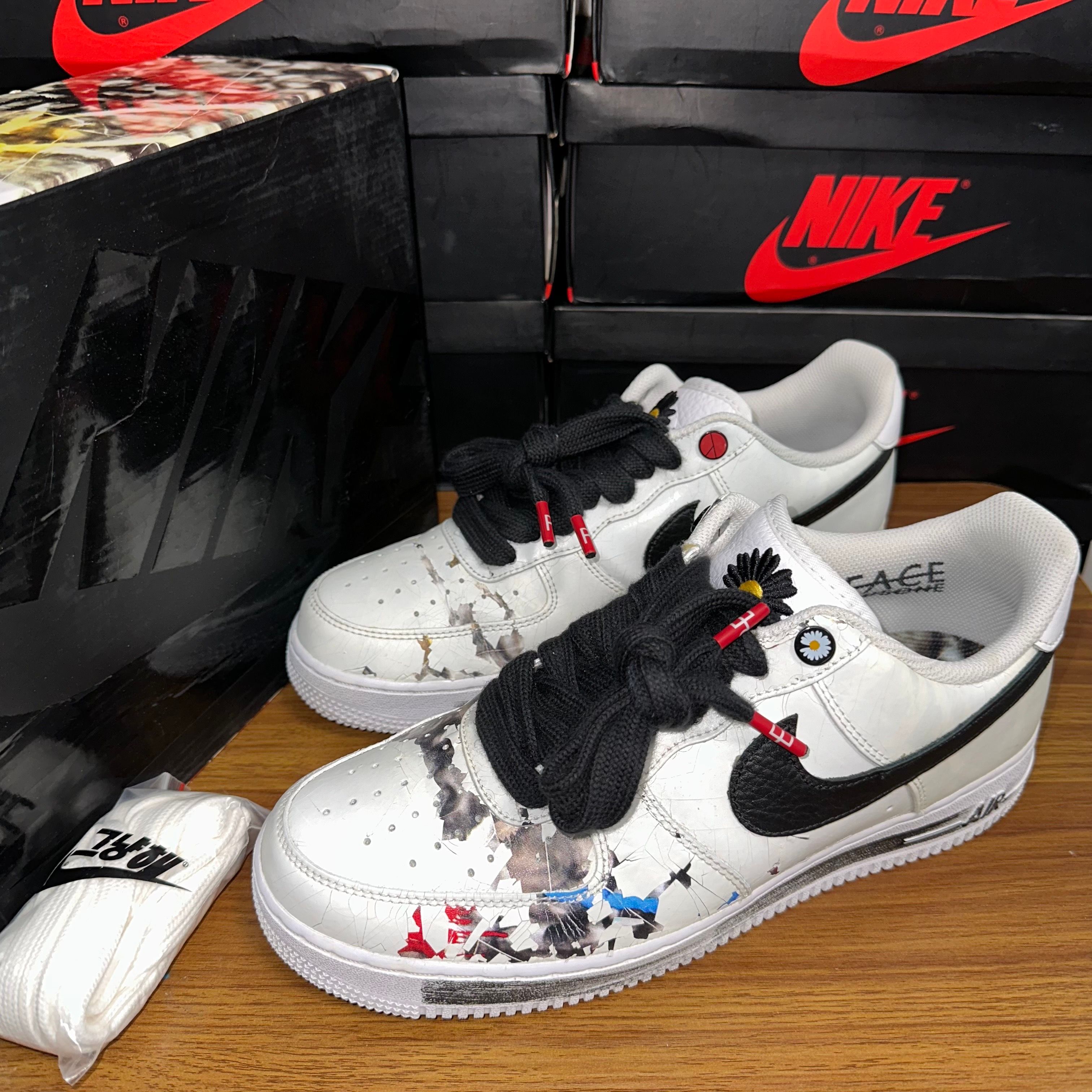 PEACEMINUSONE × Nike Air Force 1 Low "Para-noise/White/Black" / G-DRAGON