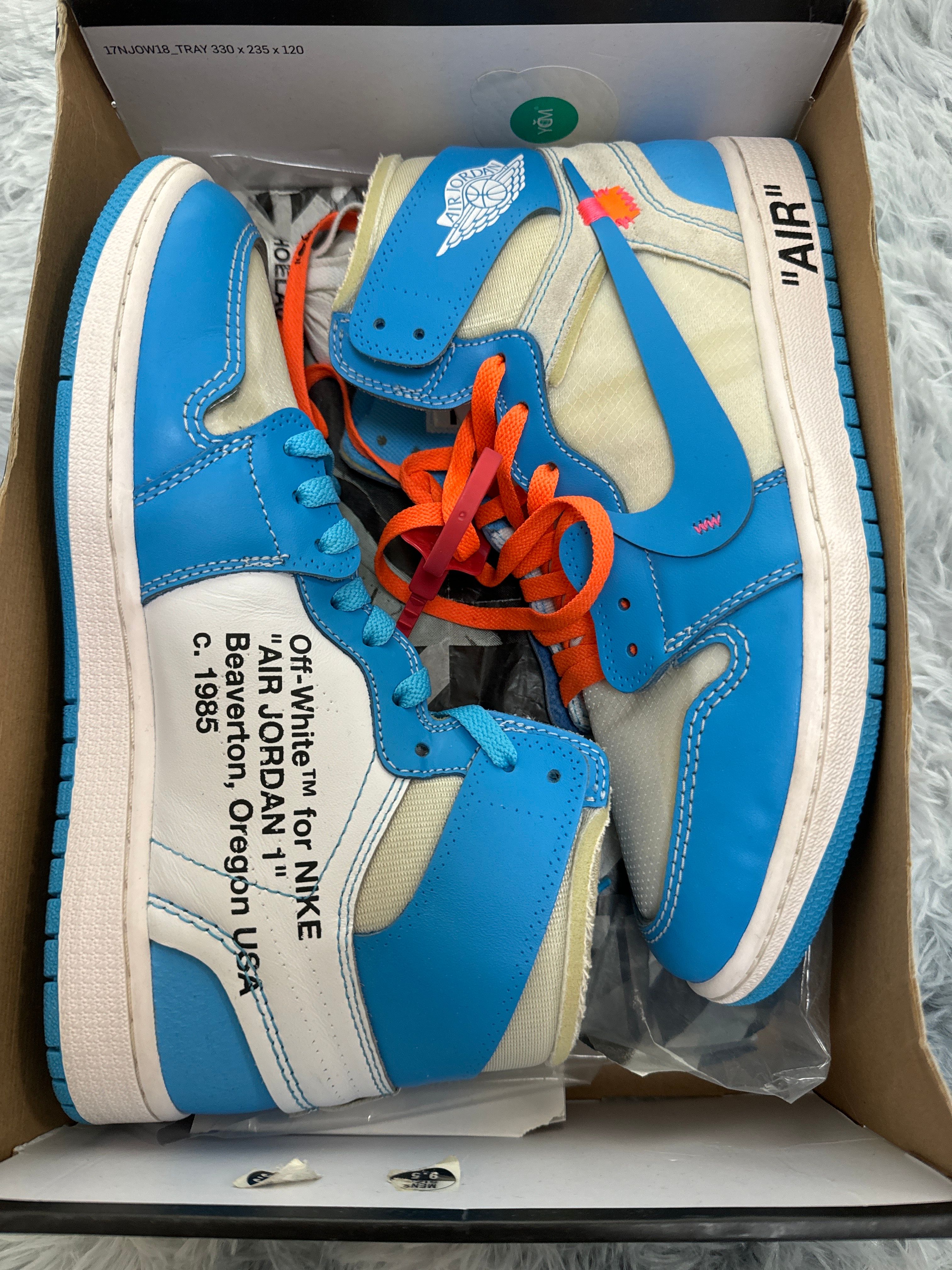 Off-White × Nike Air Jordan 1 High UNC "White/Dark Powder Blue"