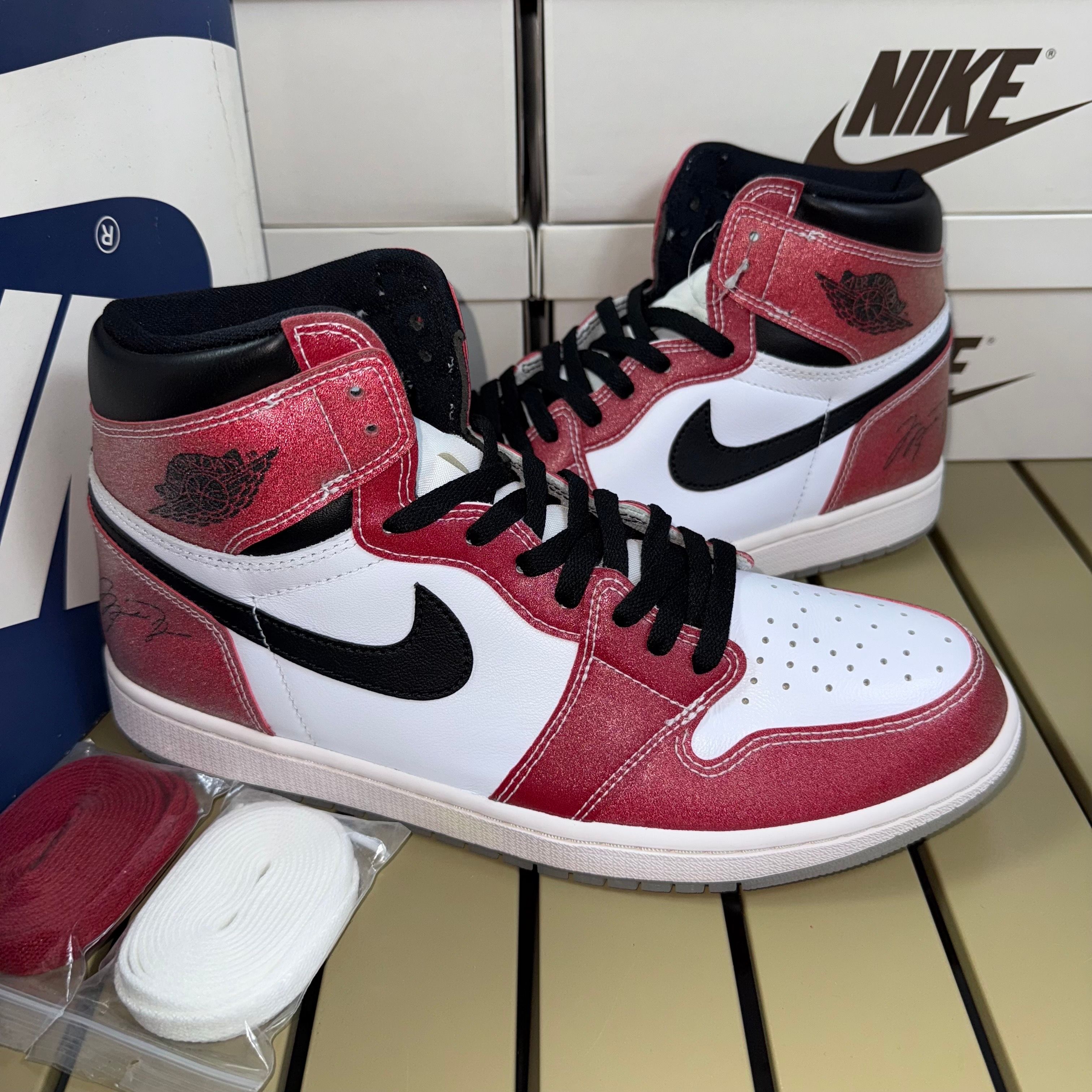 Trophy Room × Nike Air Jordan 1 High OG "Chicago"
