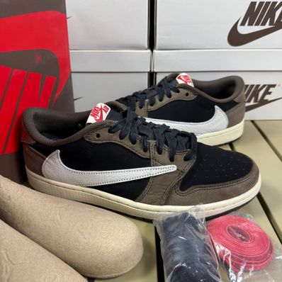 Travis Scott × Nike Air Jordan 1 Low OG SP-T "Black/Dark Mocha"