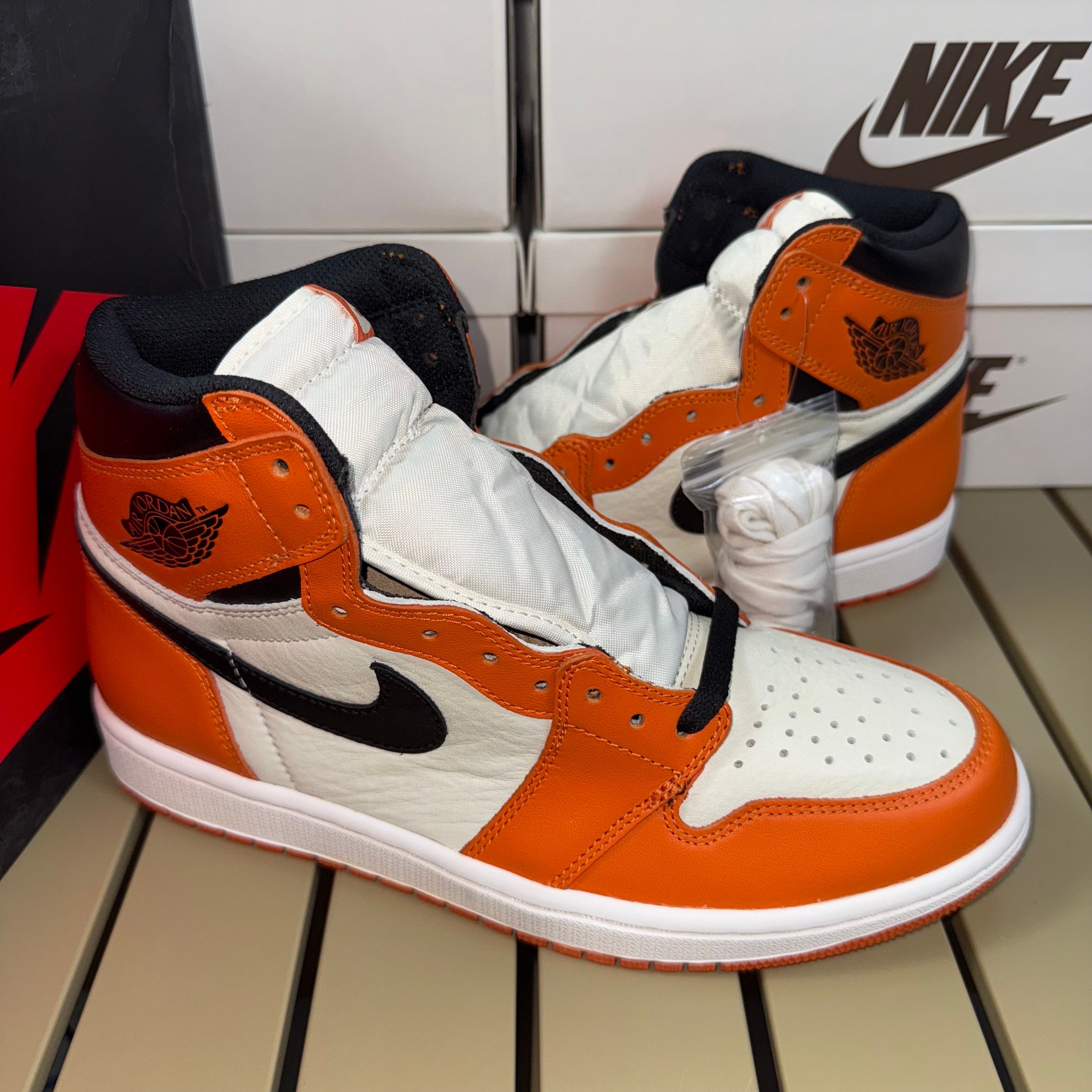 Nike Air Jordan 1 Retro High "Reverse Shattered Backboard"