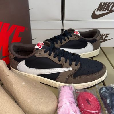 Travis Scott × Nike Air Jordan 1 Low OG SP-T "Black/Dark Mocha"