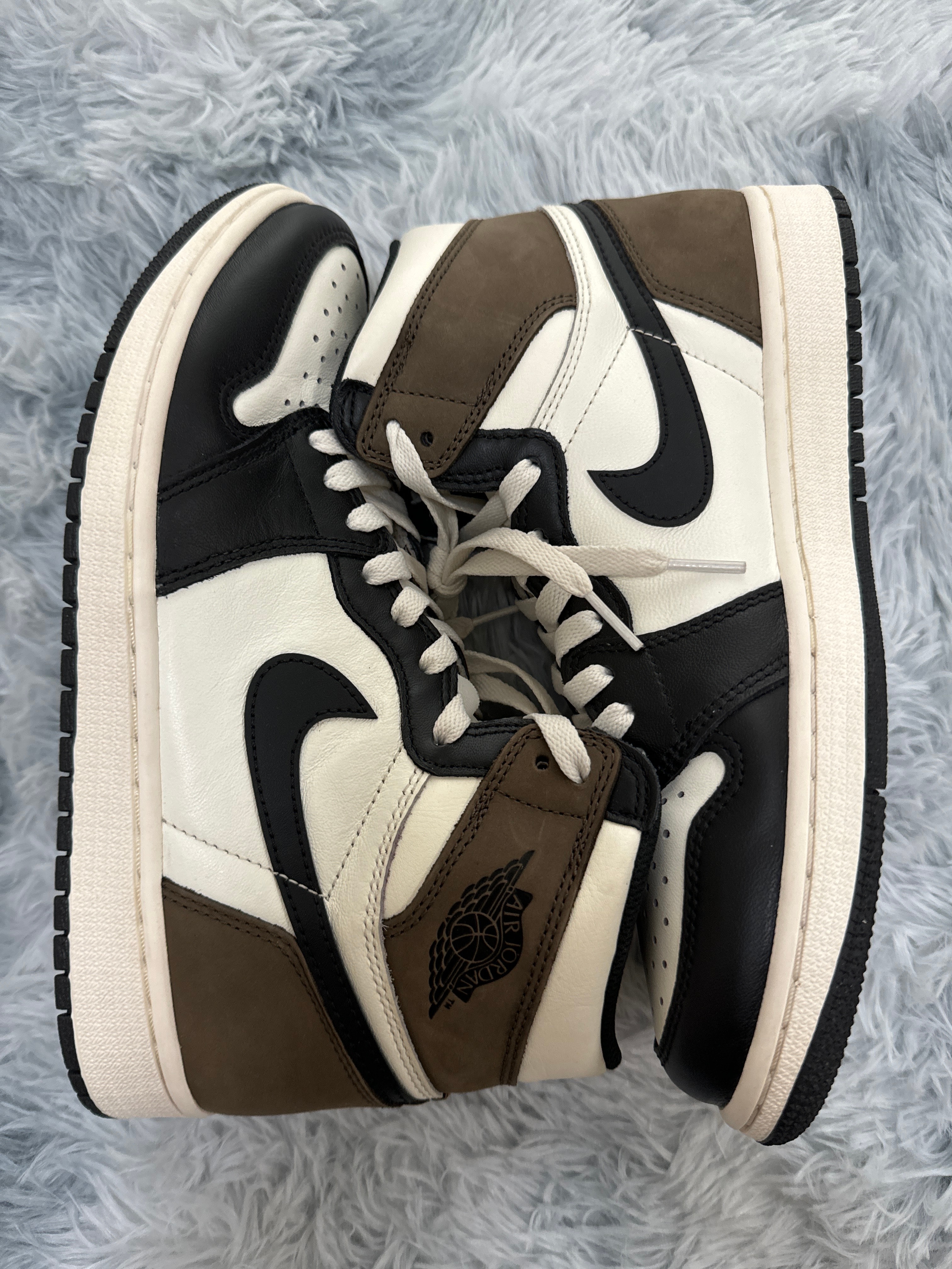 Nike Air Jordan 1 High OG "Sail/Dark Mocha/Black"