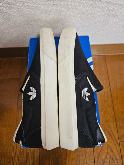 adidas Court Rallye Slip "Core Black/Cream White"