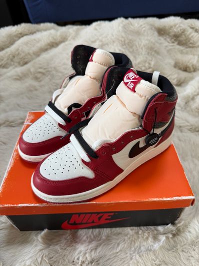 Nike GS Air Jordan 1 High OG "Lost & Found/Chicago"