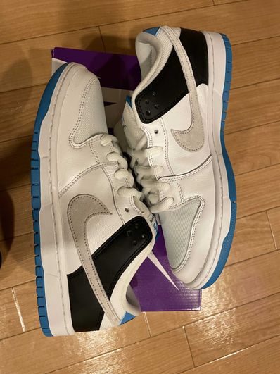 Nike SB Dunk Low "Laser Blue"