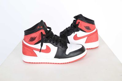 NIKE AIR JORDAN 1 RETRO HIGH TRACK RED (GS)