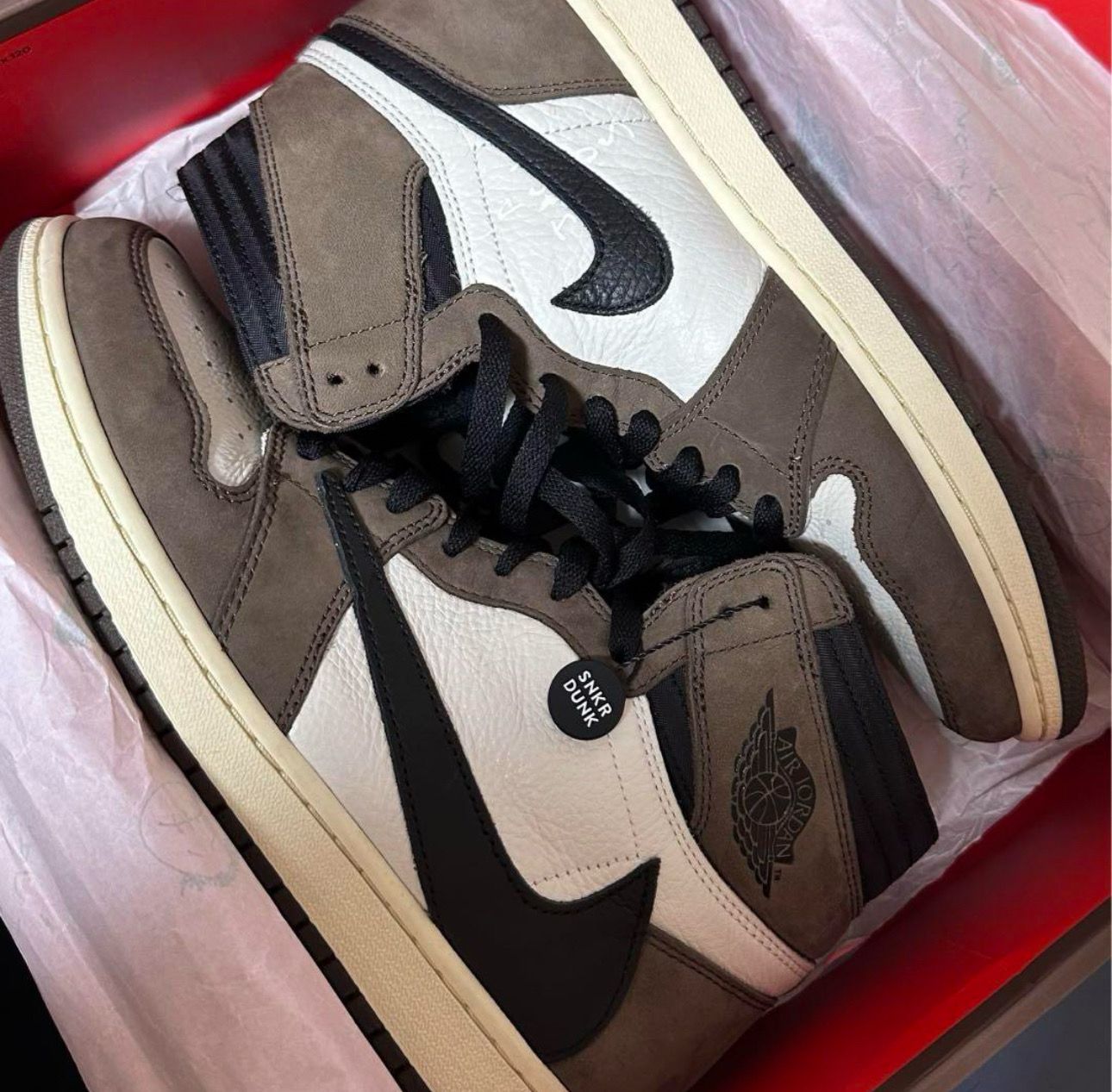 Travis Scott × Nike Air Jordan 1 Retro High OG TS SP "Sail/Dark Mocha"