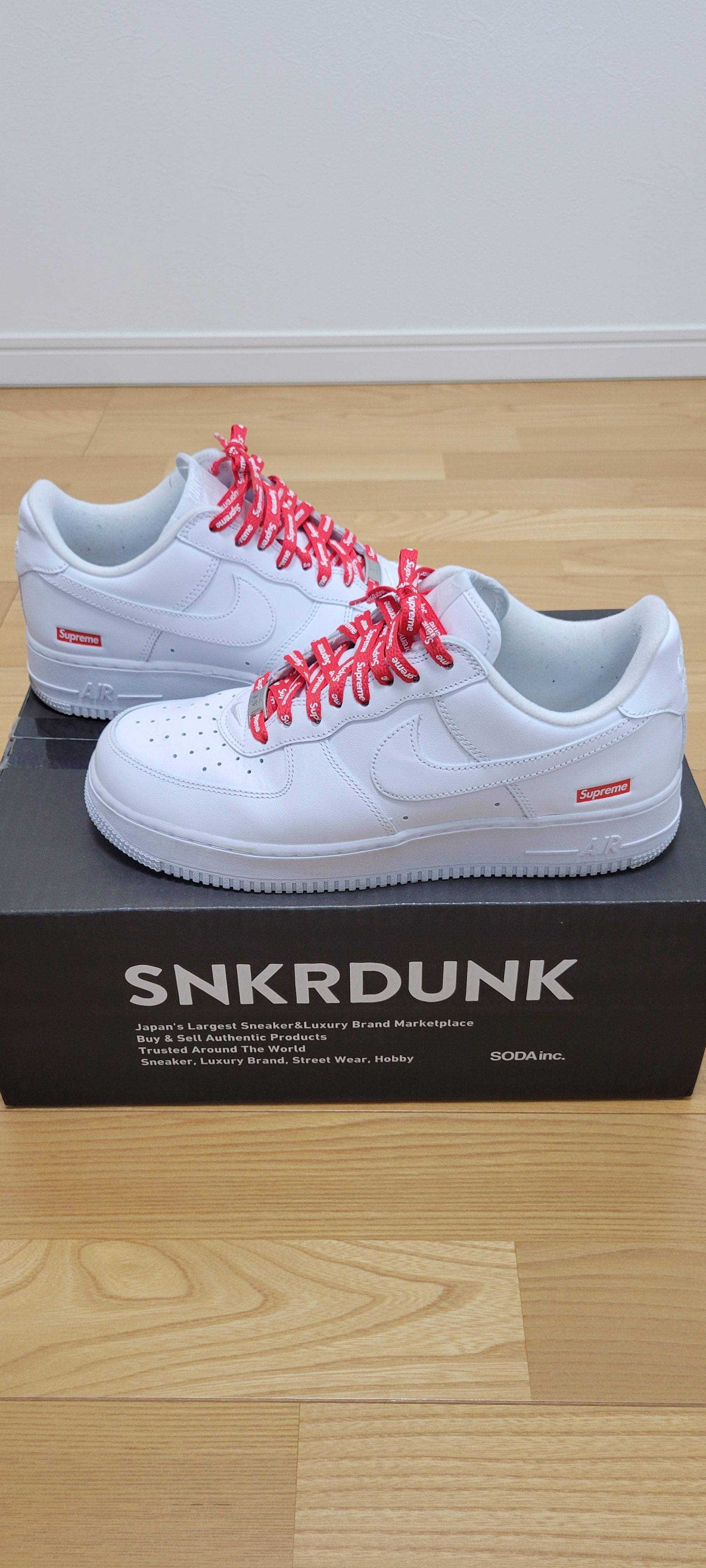 Supreme × Nike Air Force 1 Low "White"