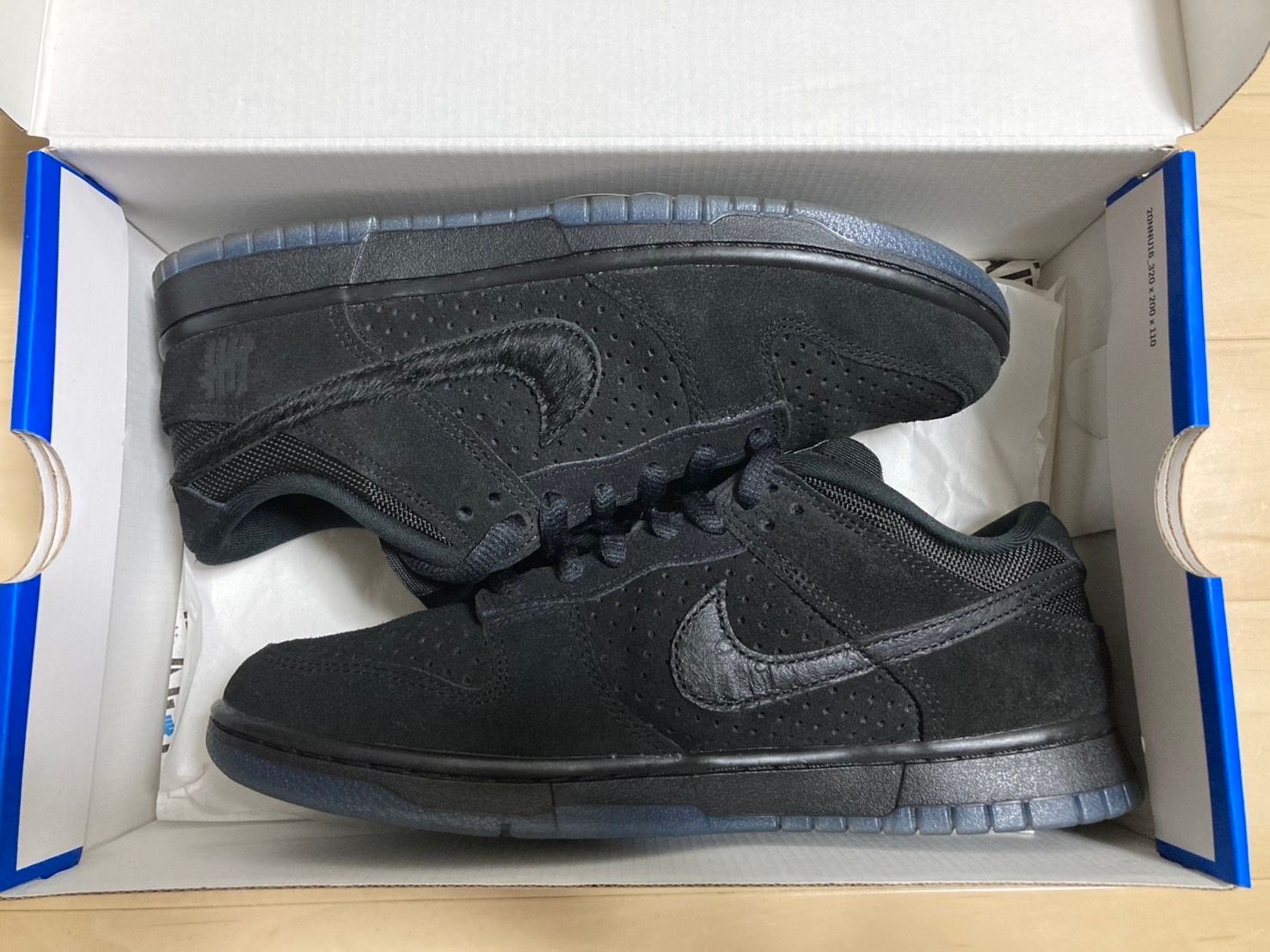 UNDEFEATED × Nike Dunk Low SP "5 ON IT"