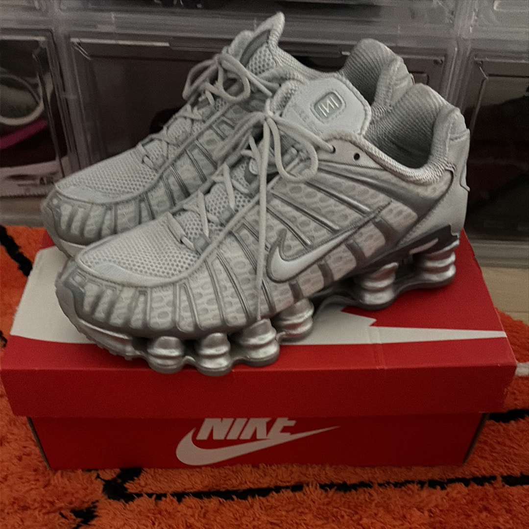 Nike Women's Shox TL "Pure Platinum and Metallic Silver"