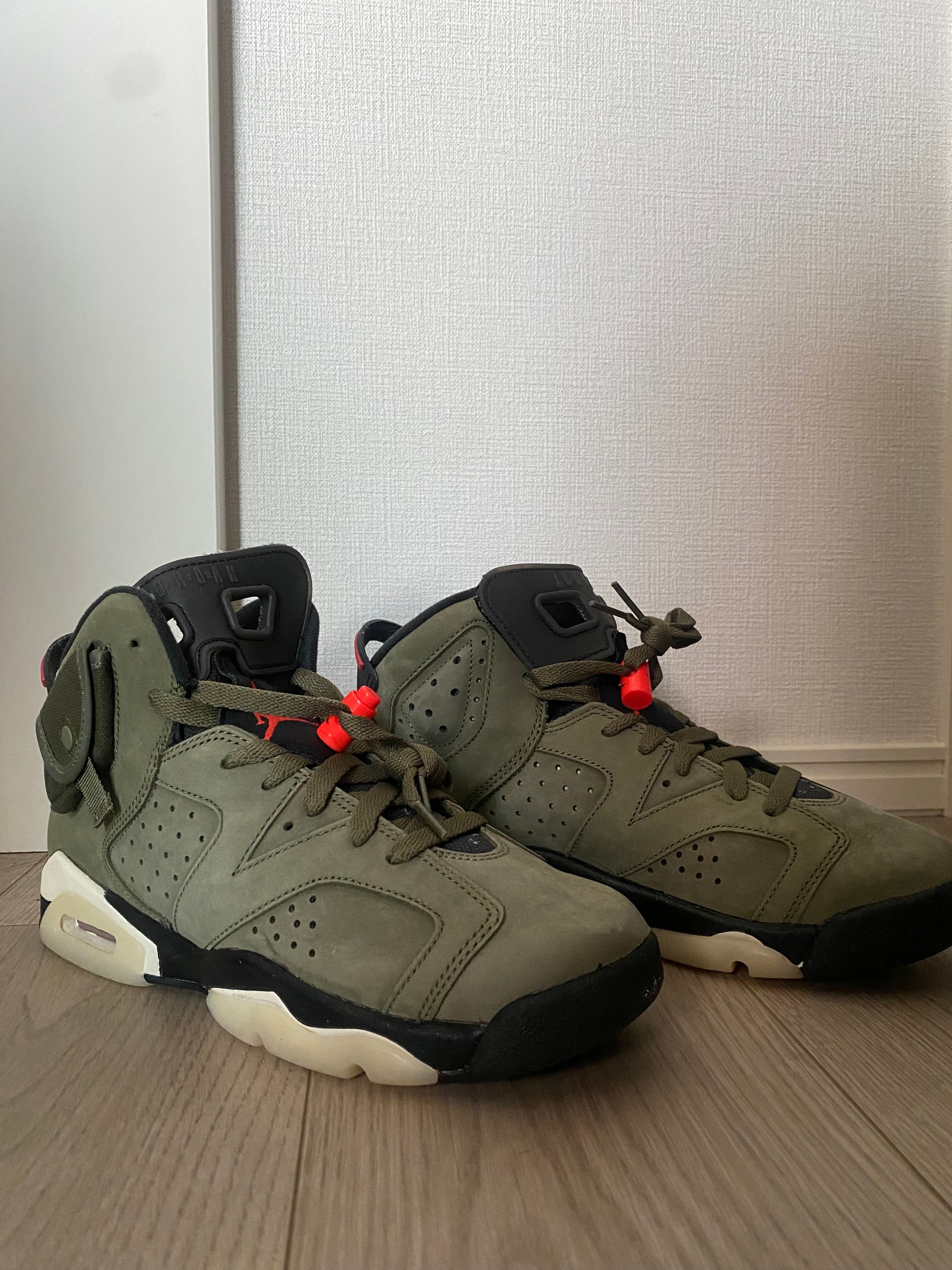 Travis Scott × Nike Air Jordan 6 Retro "Medium Olive"