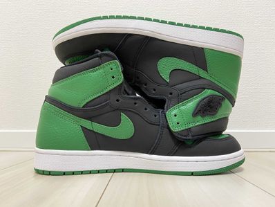 Nike Air Jordan 1 Retro High OG "Black/Pine Green" (2020)