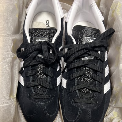 adidas Gazelle Indoor "Core Black/Cloud White/Gum"