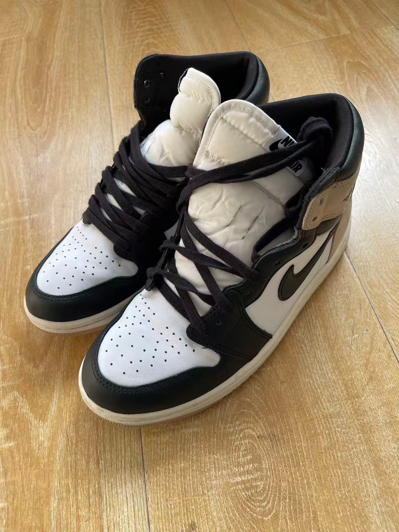 Nike Women's Air Jordan 1 Retro High OG "Latte"
