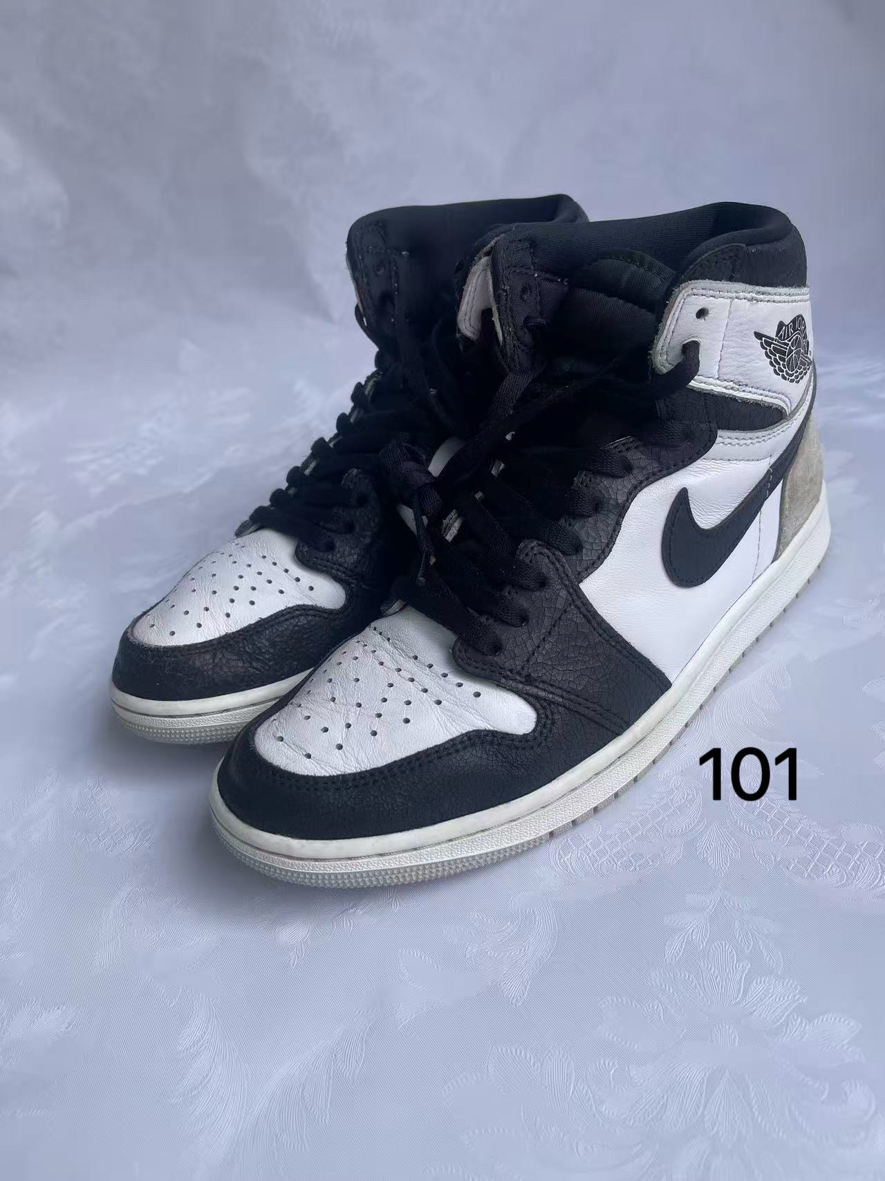 Nike Air Jordan 1 High OG "Bleached Coral"