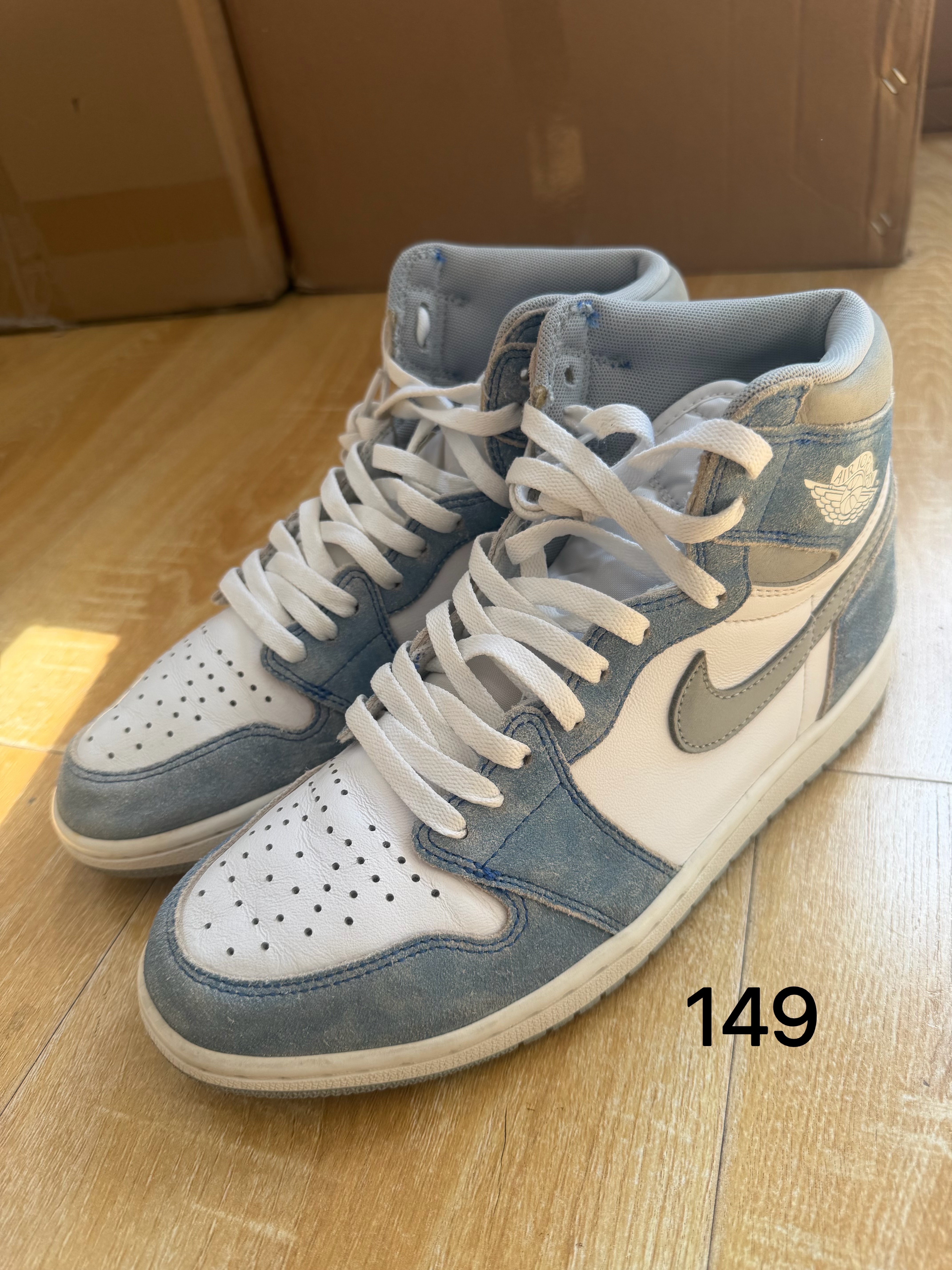 Nike Air Jordan 1 High OG "Hyper Royal"