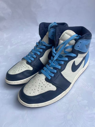 Nike Air Jordan 1 Retro High OG "Obsidian/University Blue"