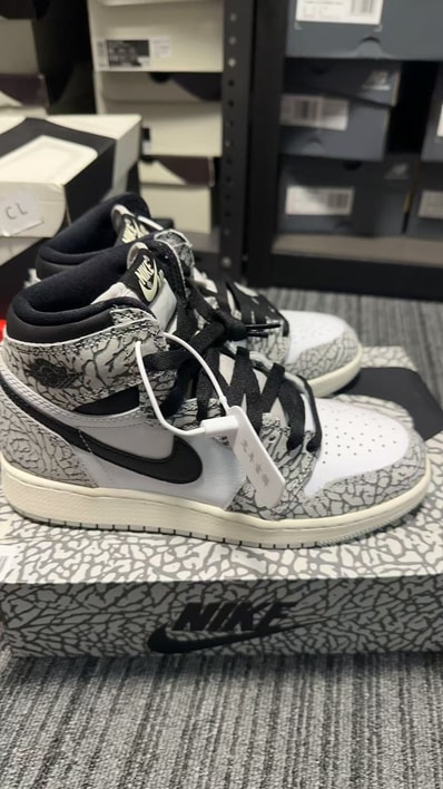 Nike GS Air Jordan 1 High OG "White Cement"