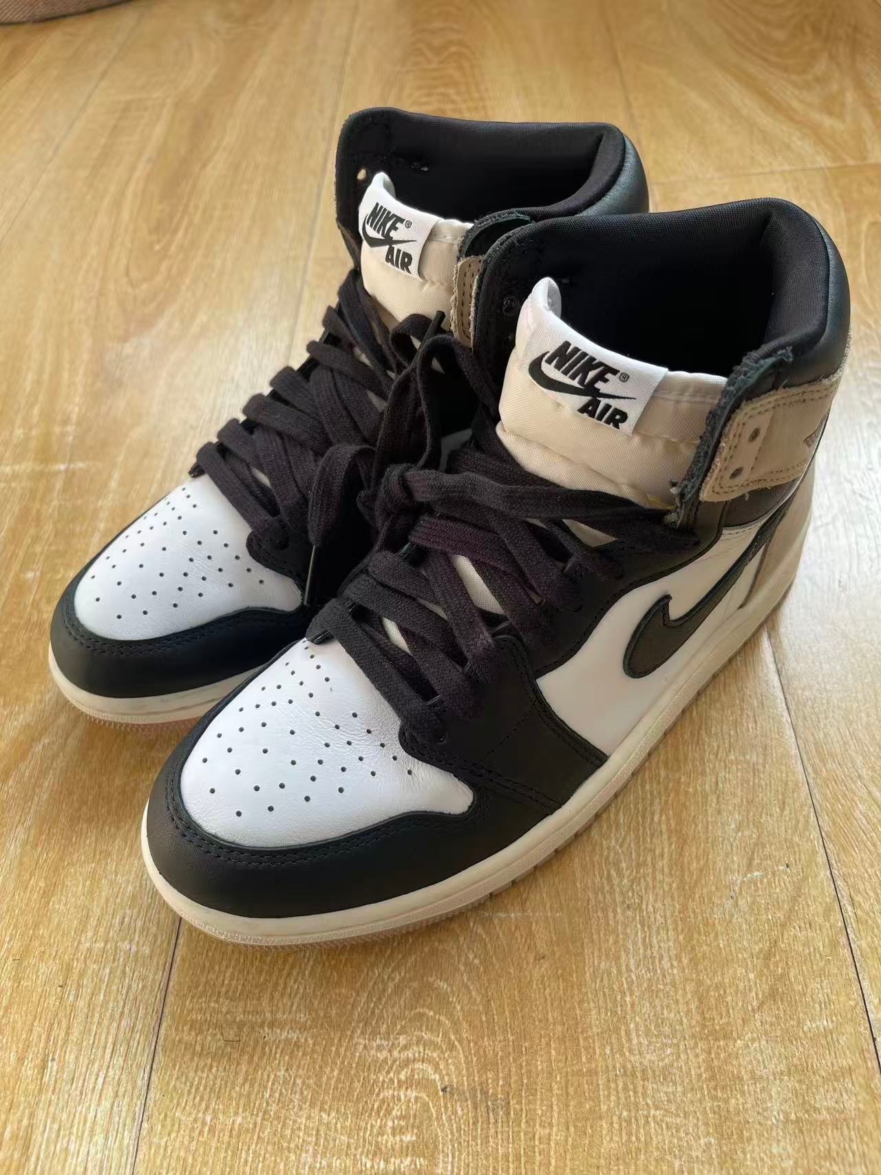 Nike Women's Air Jordan 1 Retro High OG "Latte"