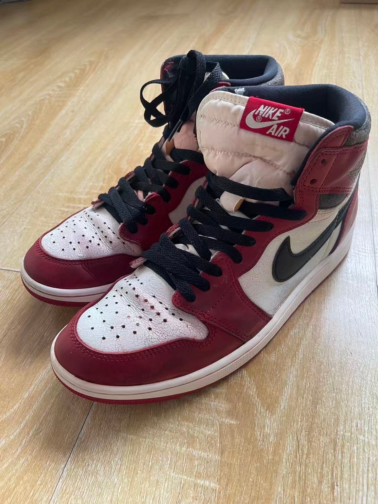 Nike Air Jordan 1 High OG "Lost & Found/Chicago"