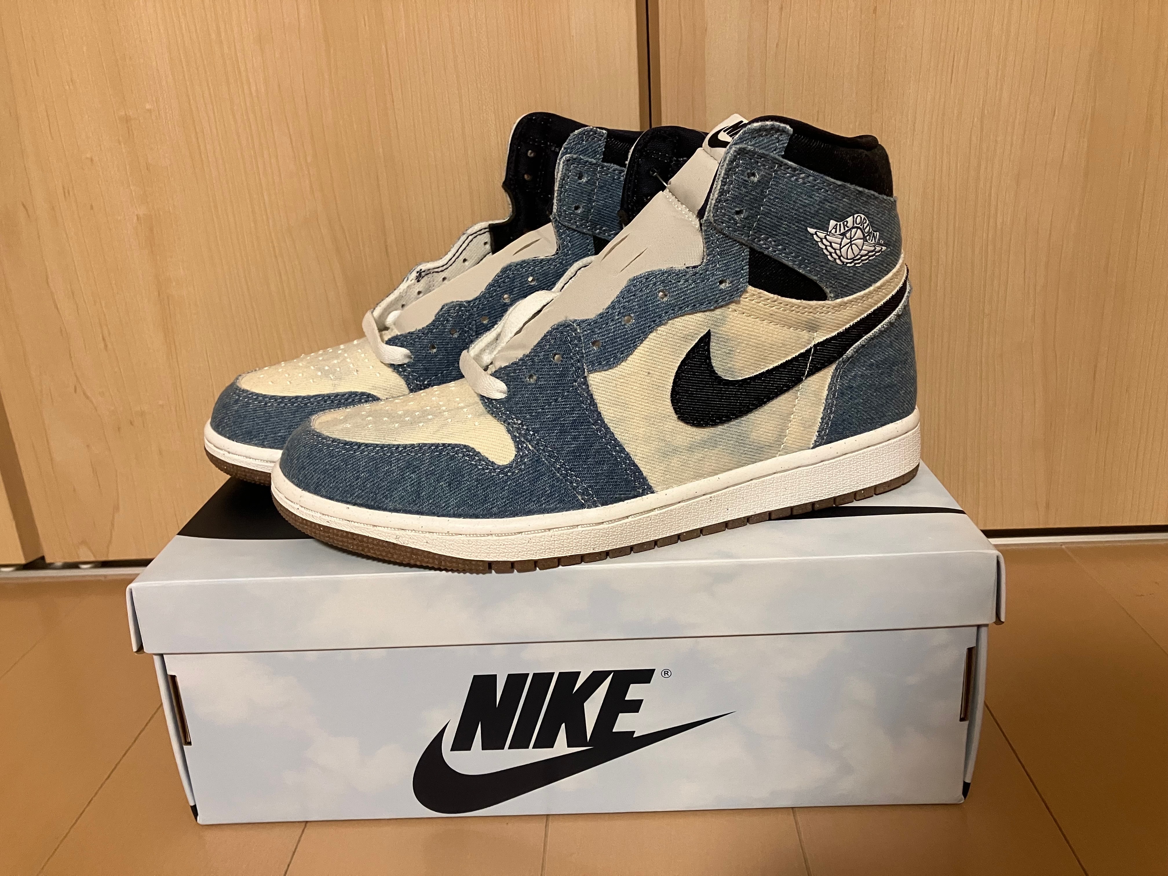 Nike Air Jordan 1 Retro High OG "Denim"