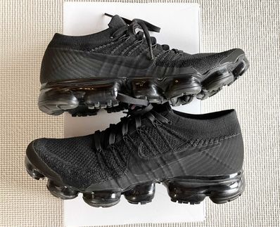 NIKE AIR VAPORMAX 2 "TRIPLE BLACK"