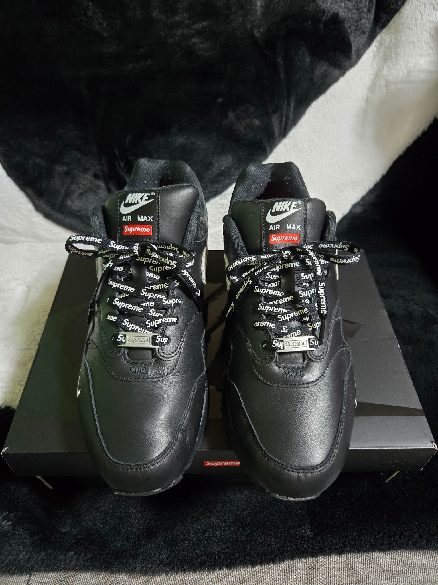 Supreme × Nike Air Max 1 '87 SP 