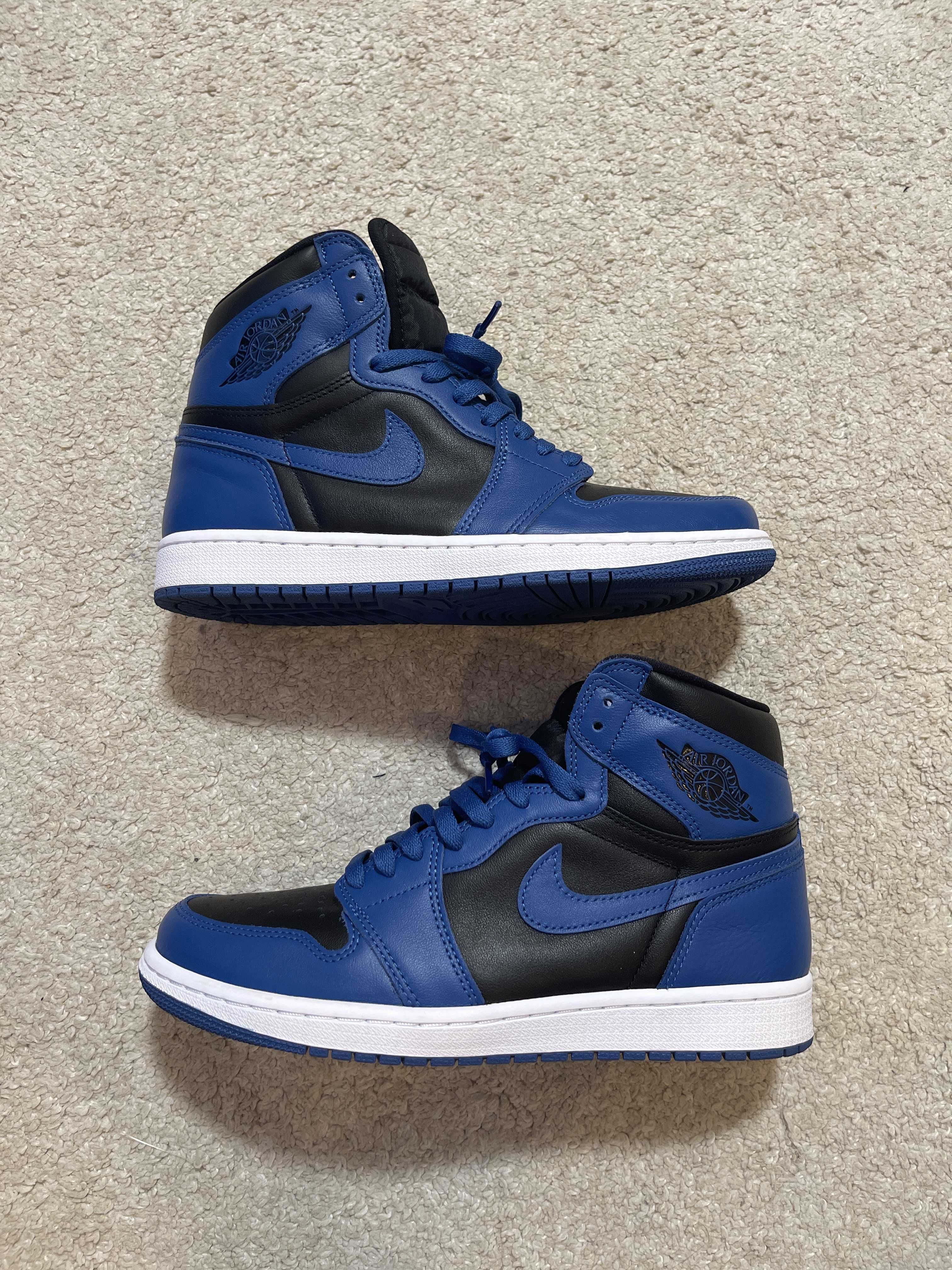 Nike Air Jordan 1 Retro High OG "Dark Marina Blue"