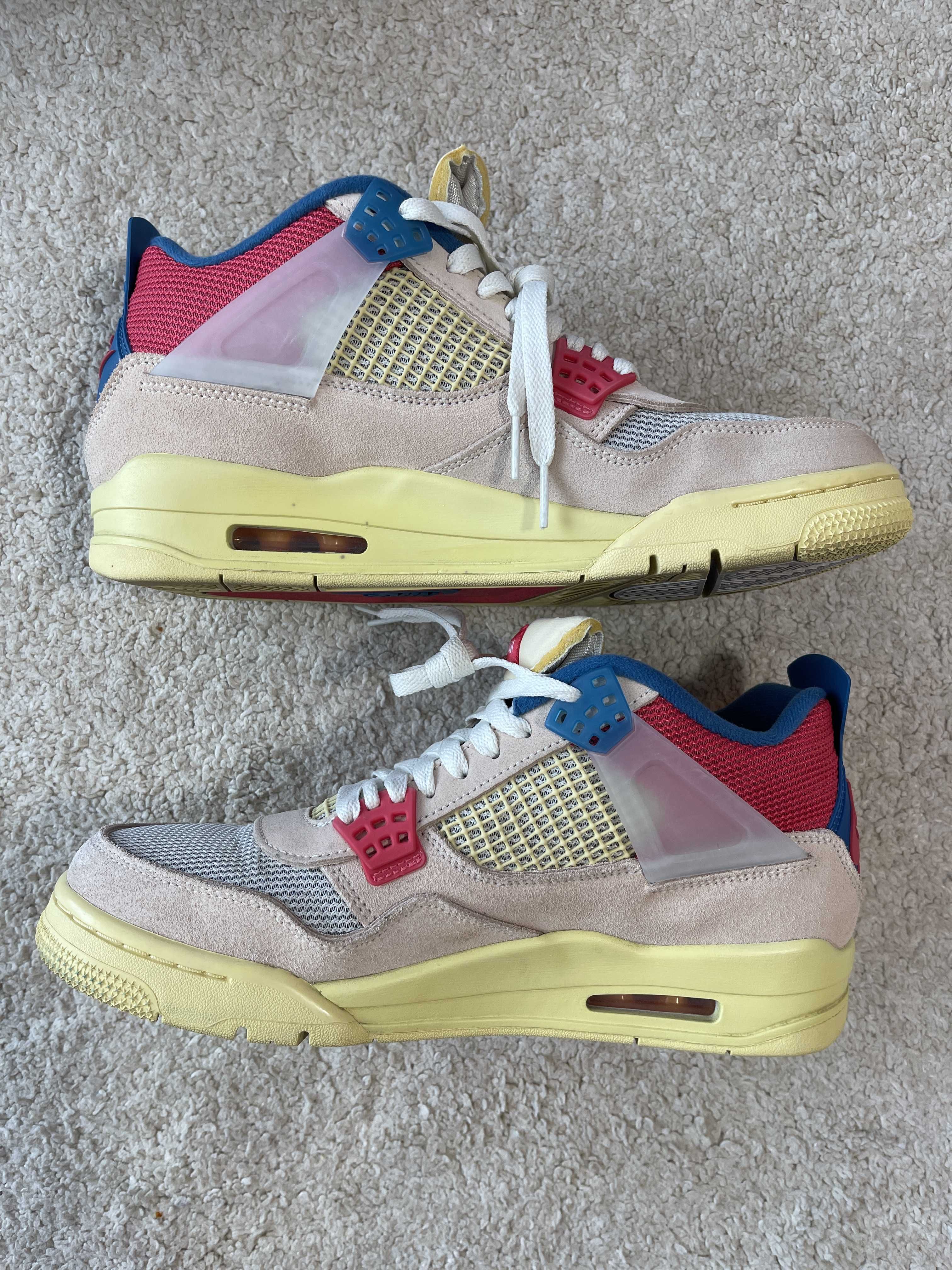 UNION × Nike Air Jordan 4 SP "Guava Ice/Light Fusion Red"