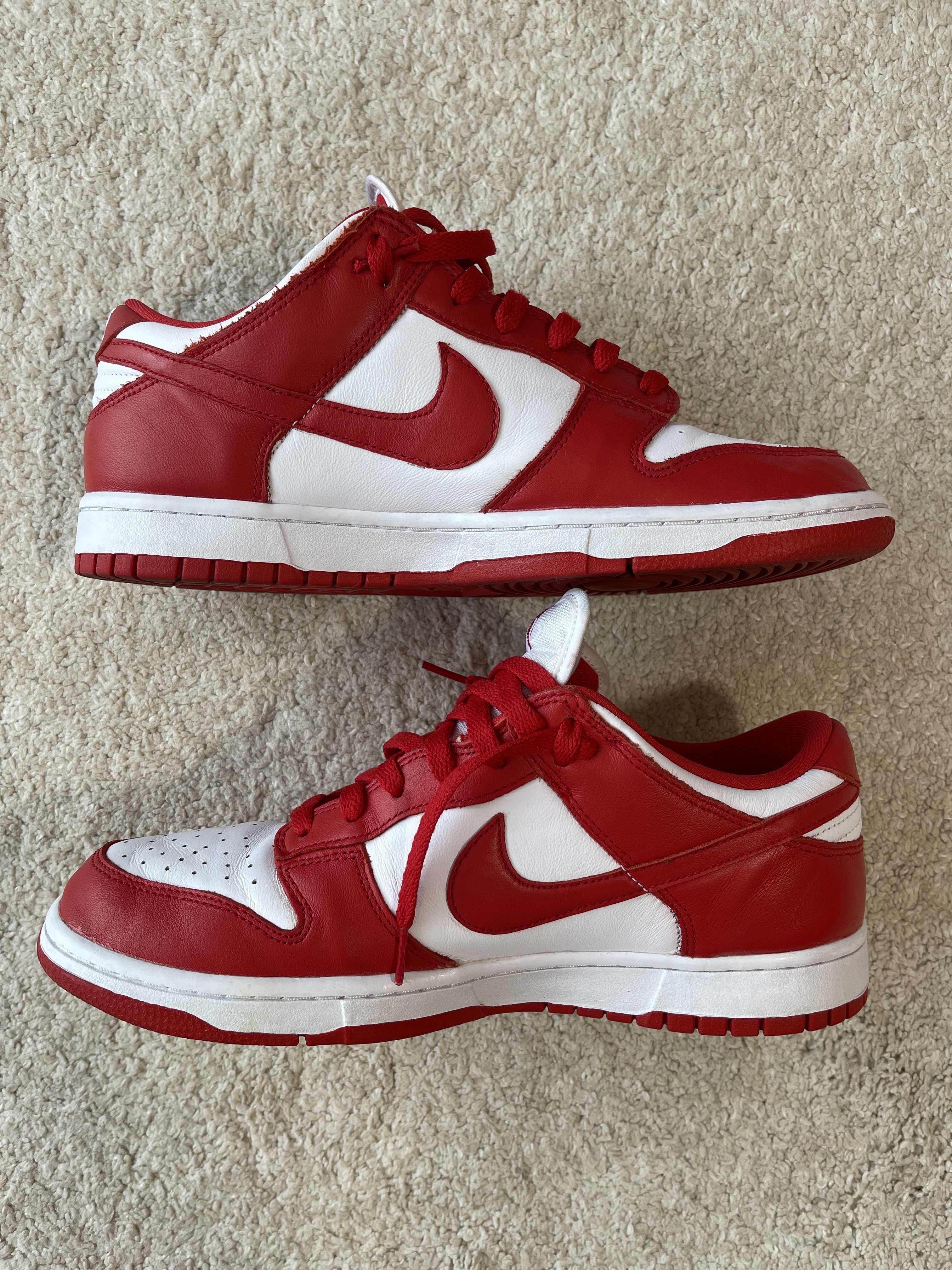 Nike Dunk Low SP "White and University Red"