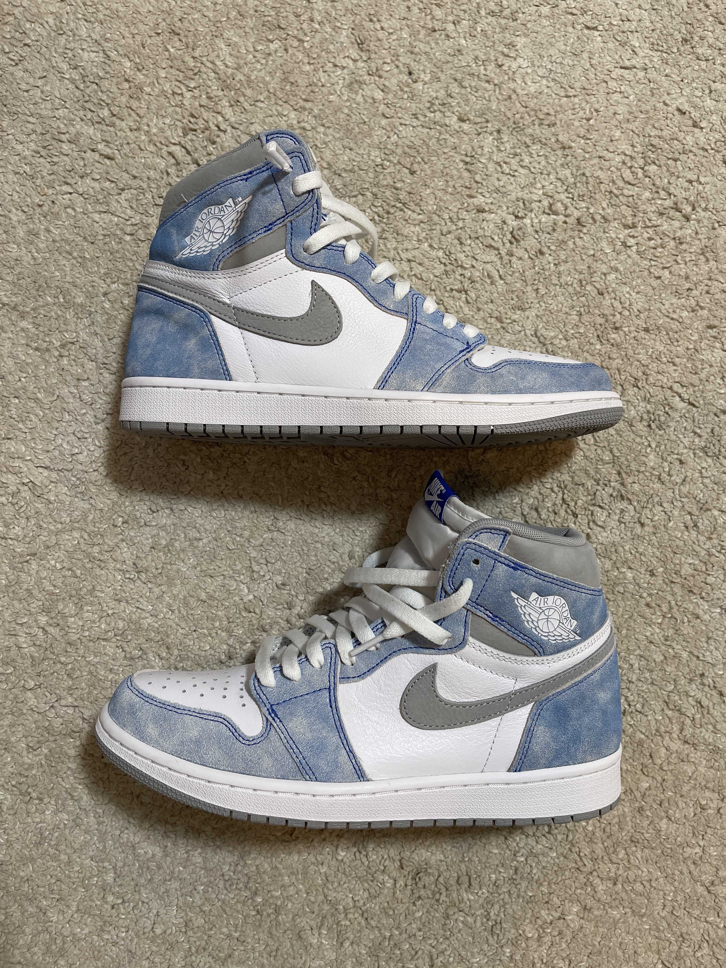 Nike Air Jordan 1 High OG "Hyper Royal"