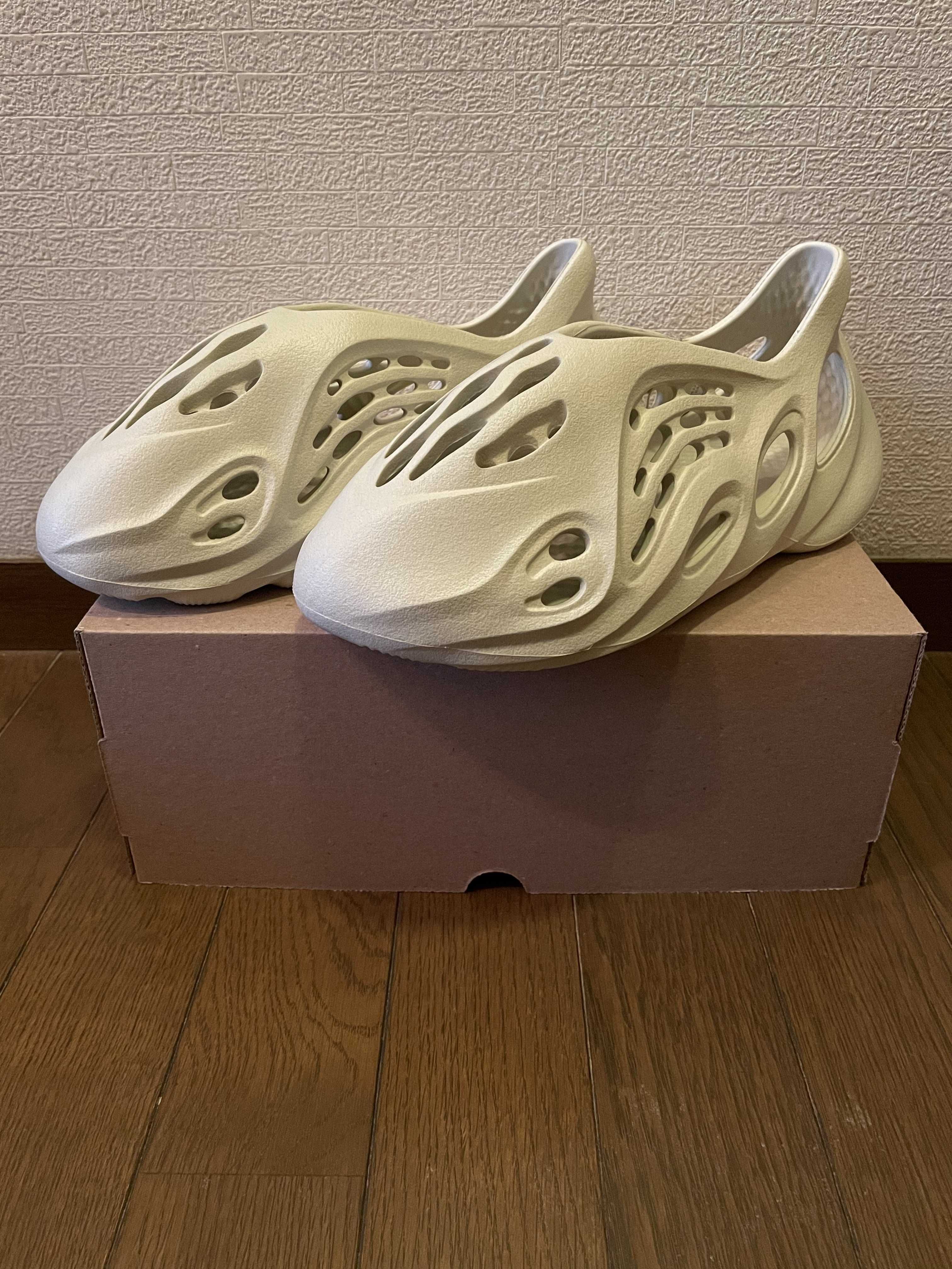 adidas YEEZY Foam Runner "Sand"