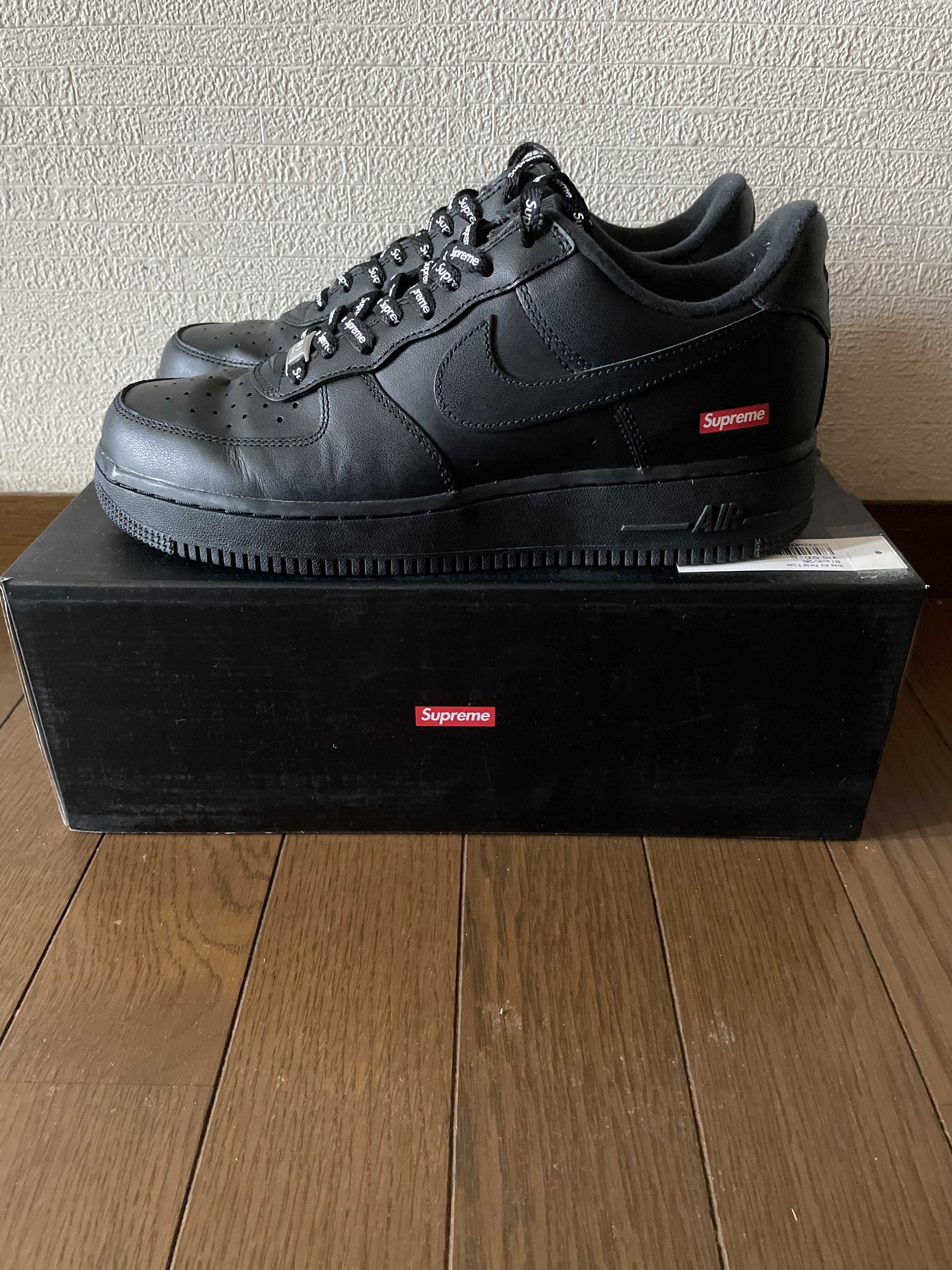 Supreme × Nike Air Force 1 Low "Black"