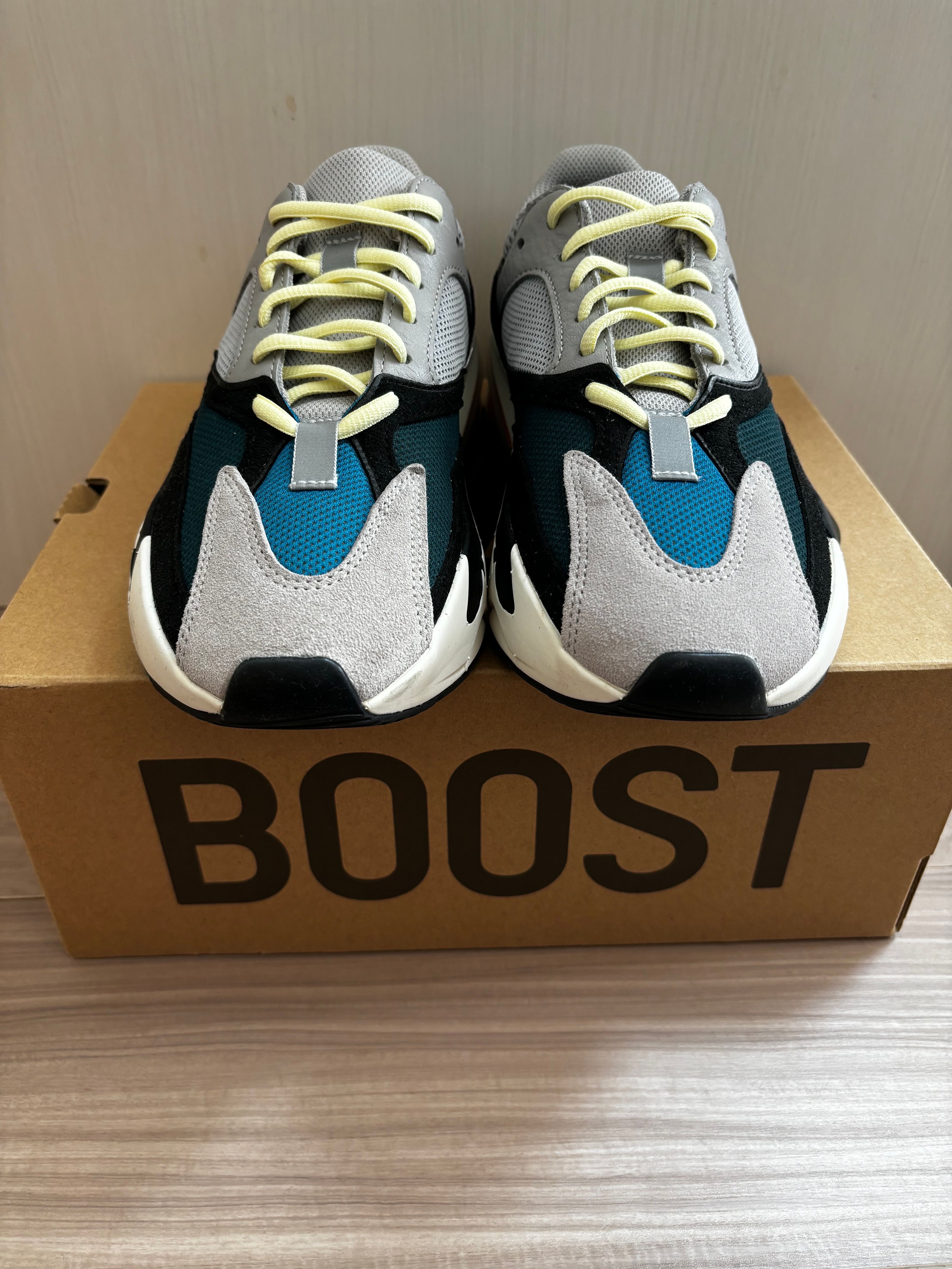 adidas YEEZY Boost 700 "Wave Runner"