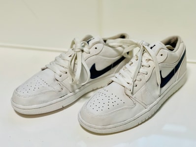 Nike Air Jordan 1 Low "White Obsidian"