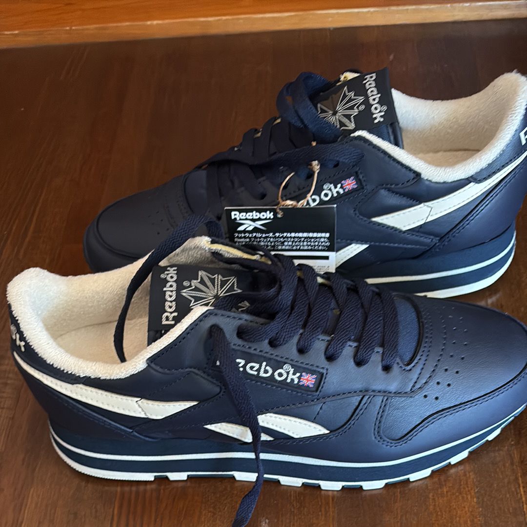 Reebok Classic Leather 2023 Vintage "Vector Navy"