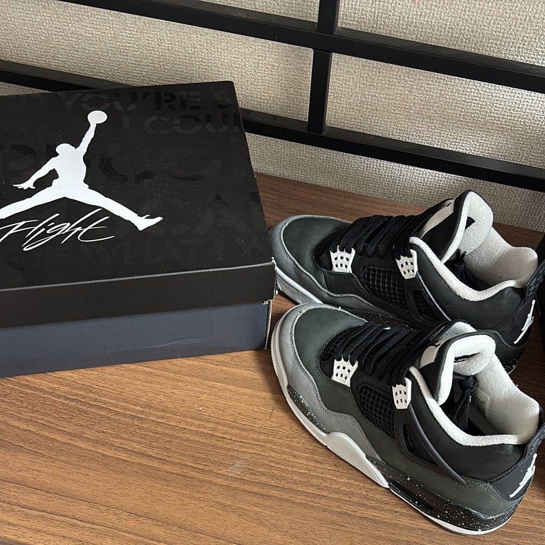 Nike Air Jordan 4 Retro "Fear"