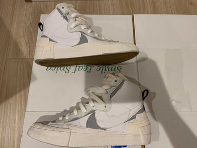 sacai × NIKE BLAZER MID "WHITE/WOLF GREY"