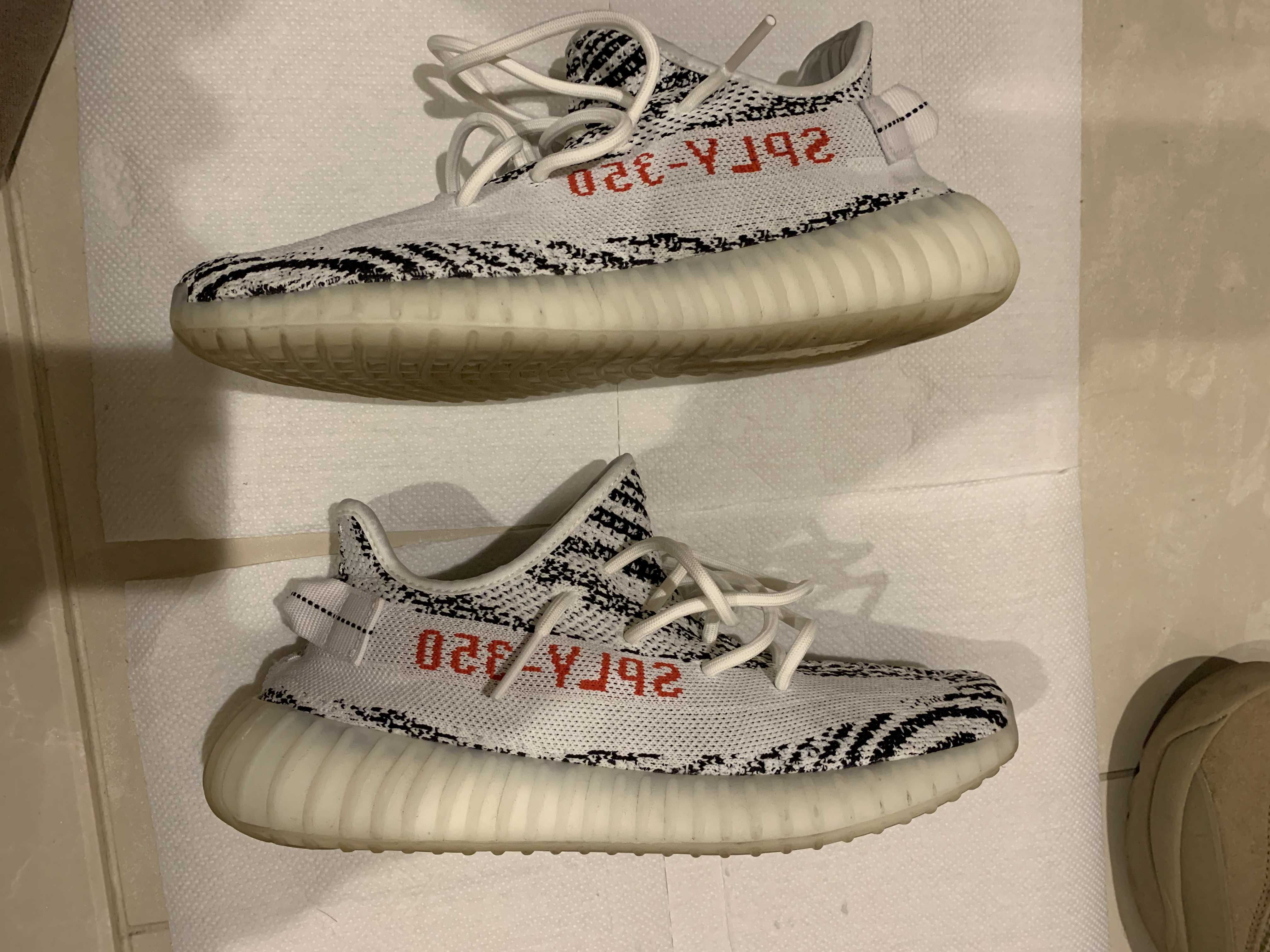 adidas YEEZY Boost 350 V2 "Zebra"