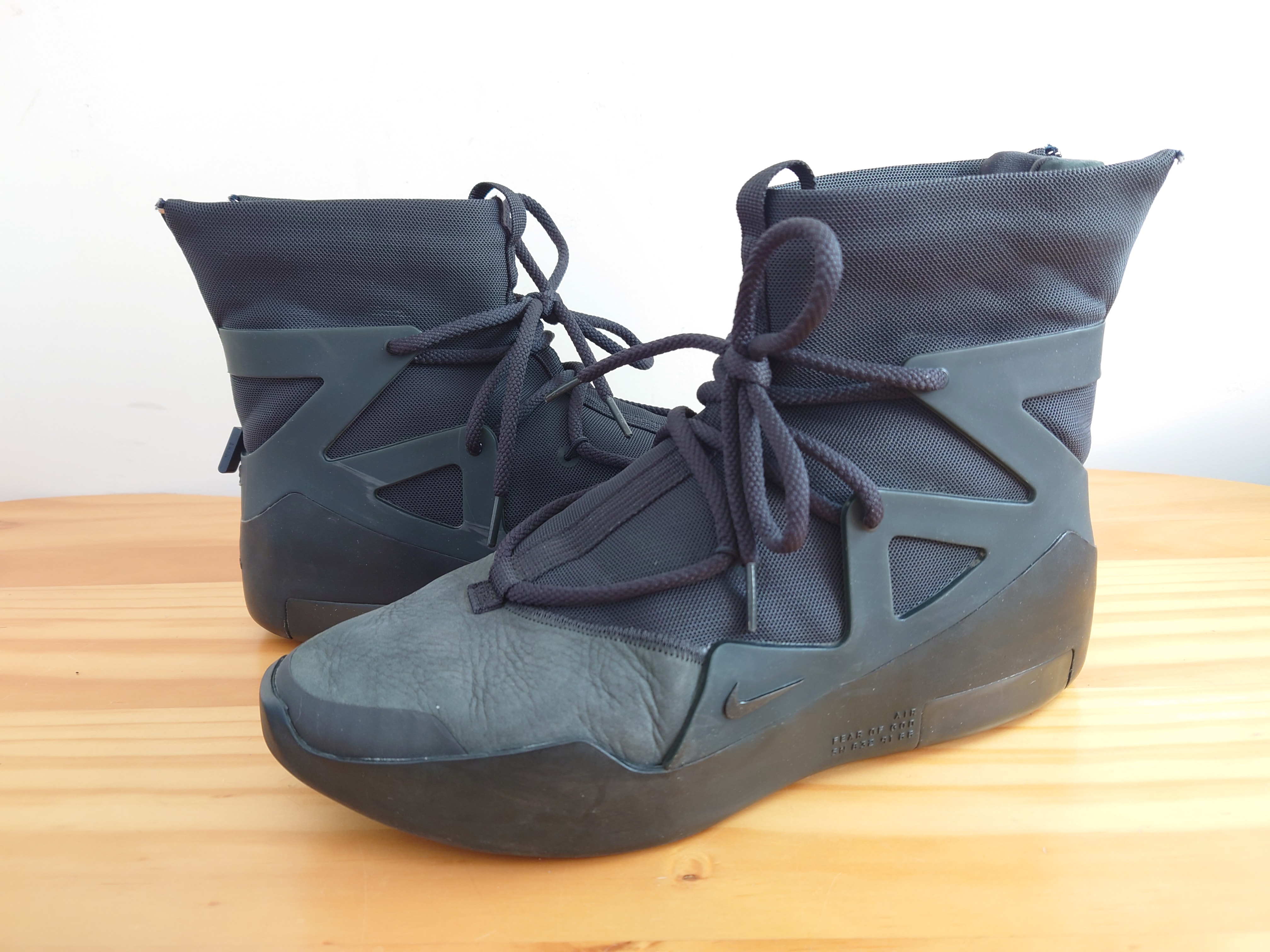 Fear Of God × Nike Air  1 "Triple Black" 이미지